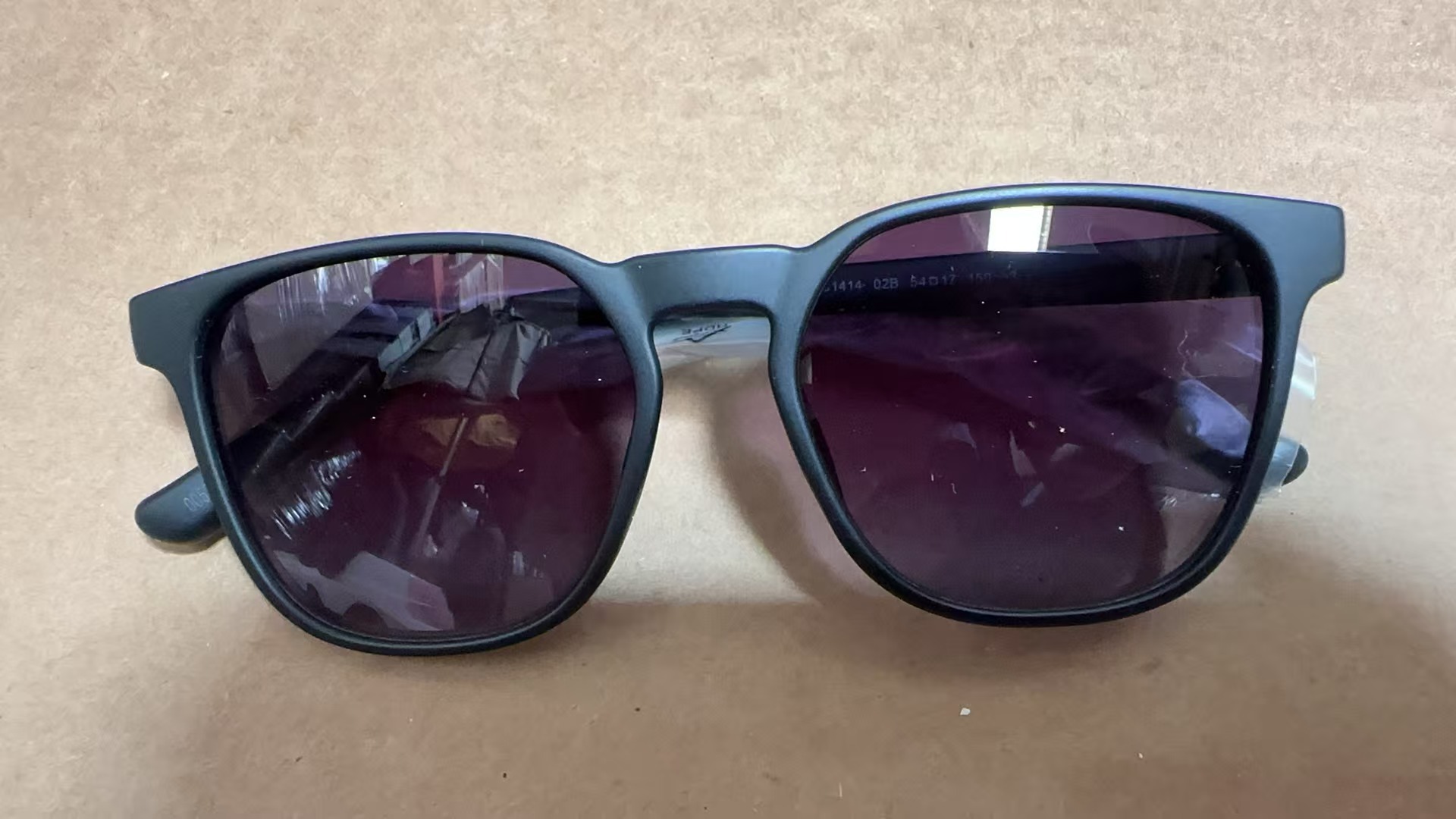 【直播】KENNETH COLE REACTION LX032015 太陽眼鏡