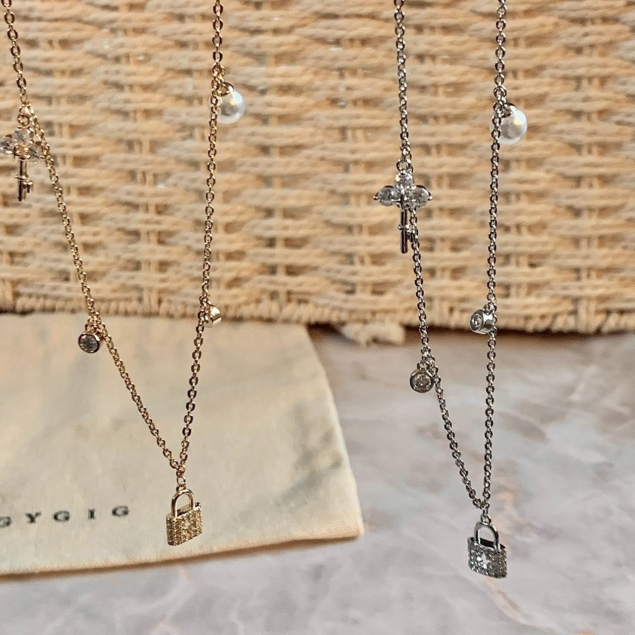 Gy”Étoile小鎖頭鑰匙珍珠鑽小墜流蘇項鍊