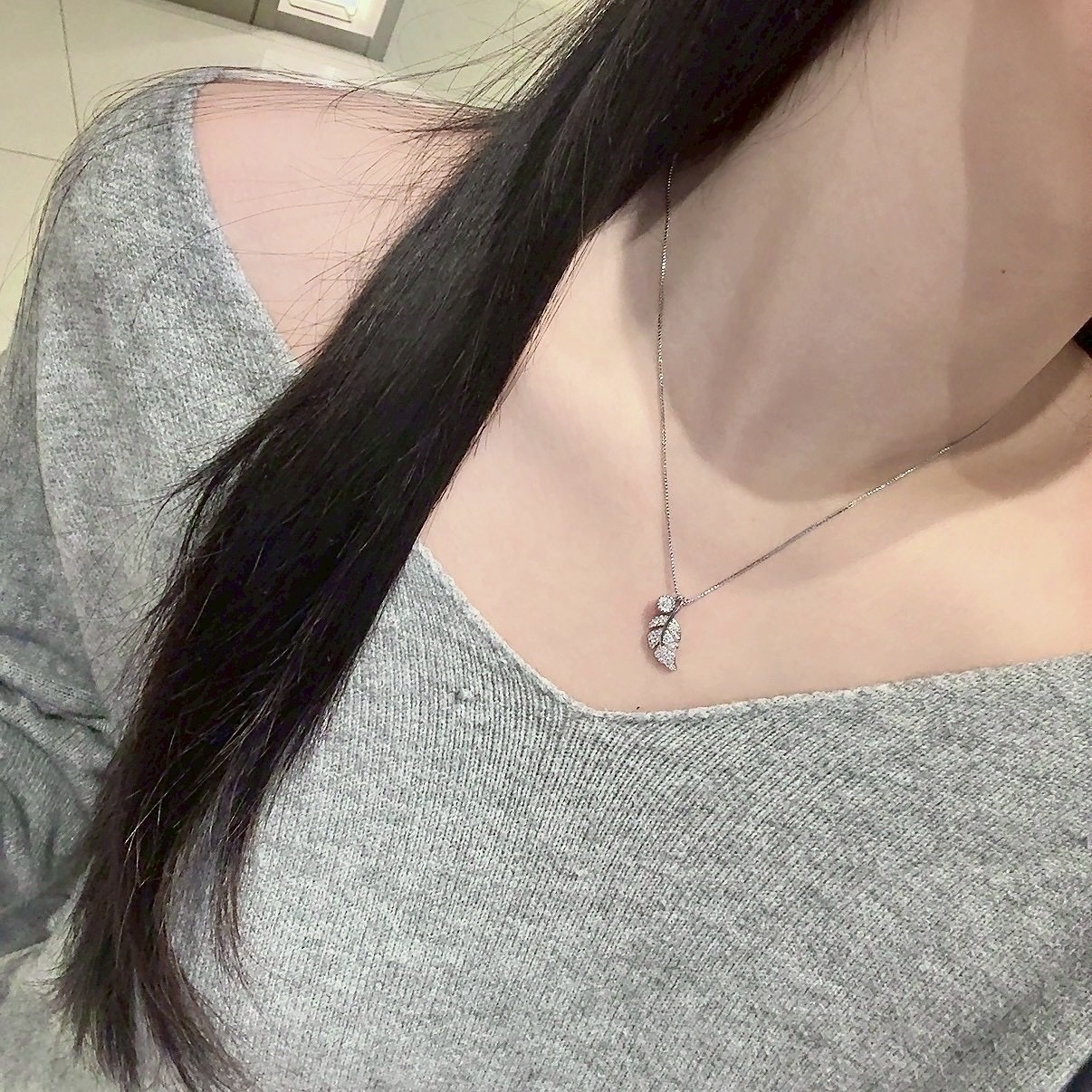 GY”Whisper白金銀鑽羽毛墜細項鍊