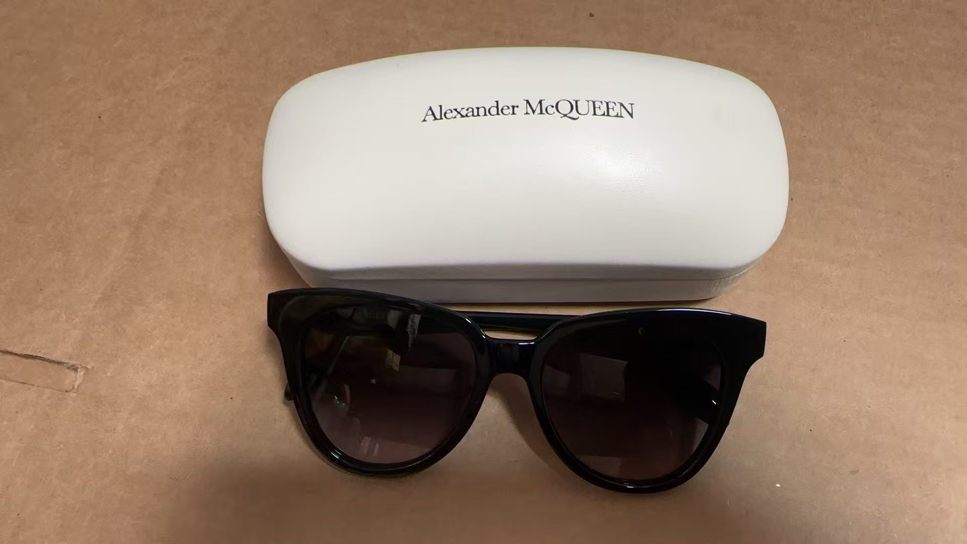 【直播】Alexander McQueen LX032022 太陽眼鏡
