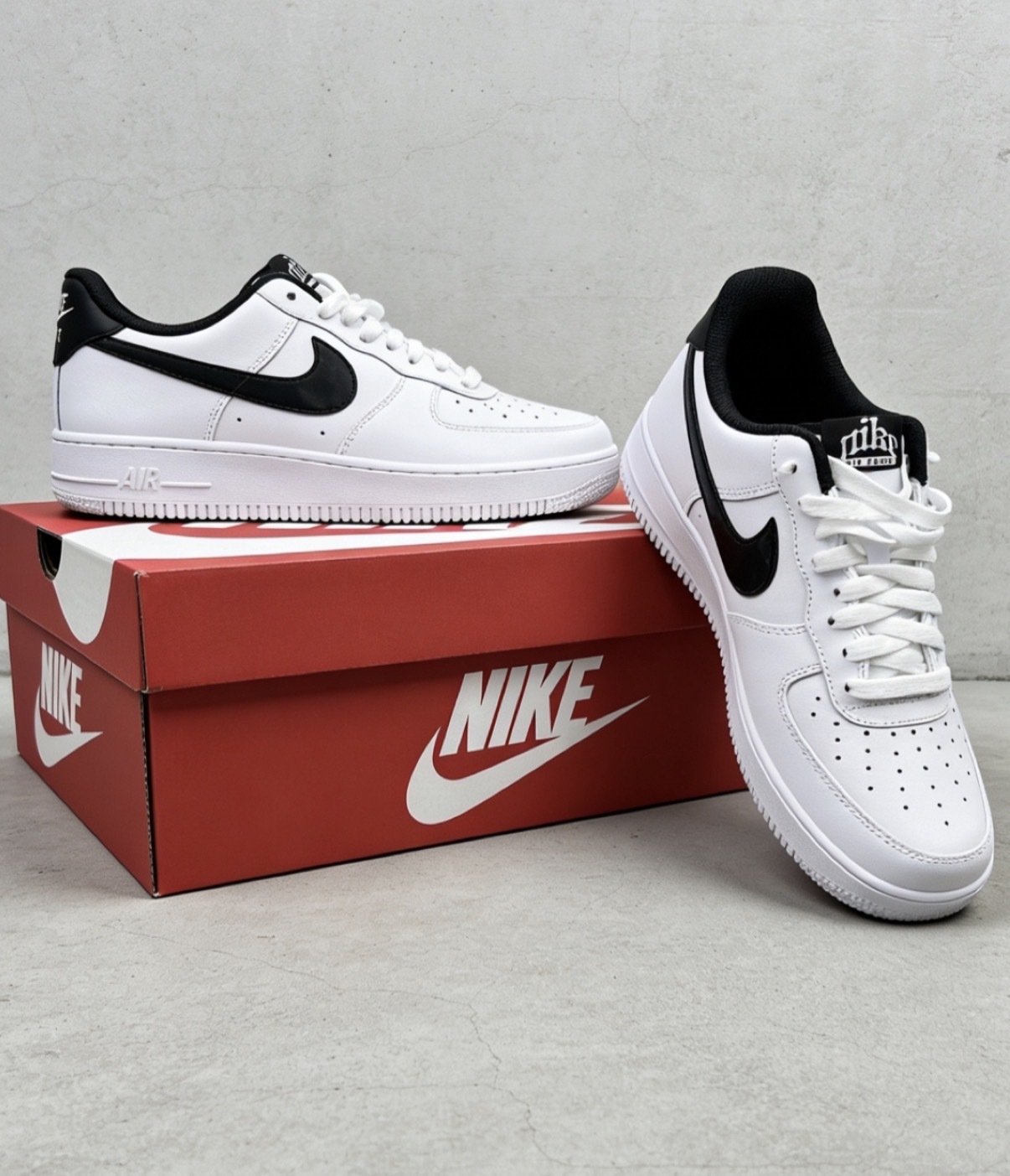 大童鞋 女鞋 NIKE AIR FORCE 1 LV8 2 KI GS 白黑 皮革 漆皮 緩震 休閒鞋【IM4402-100】AF1