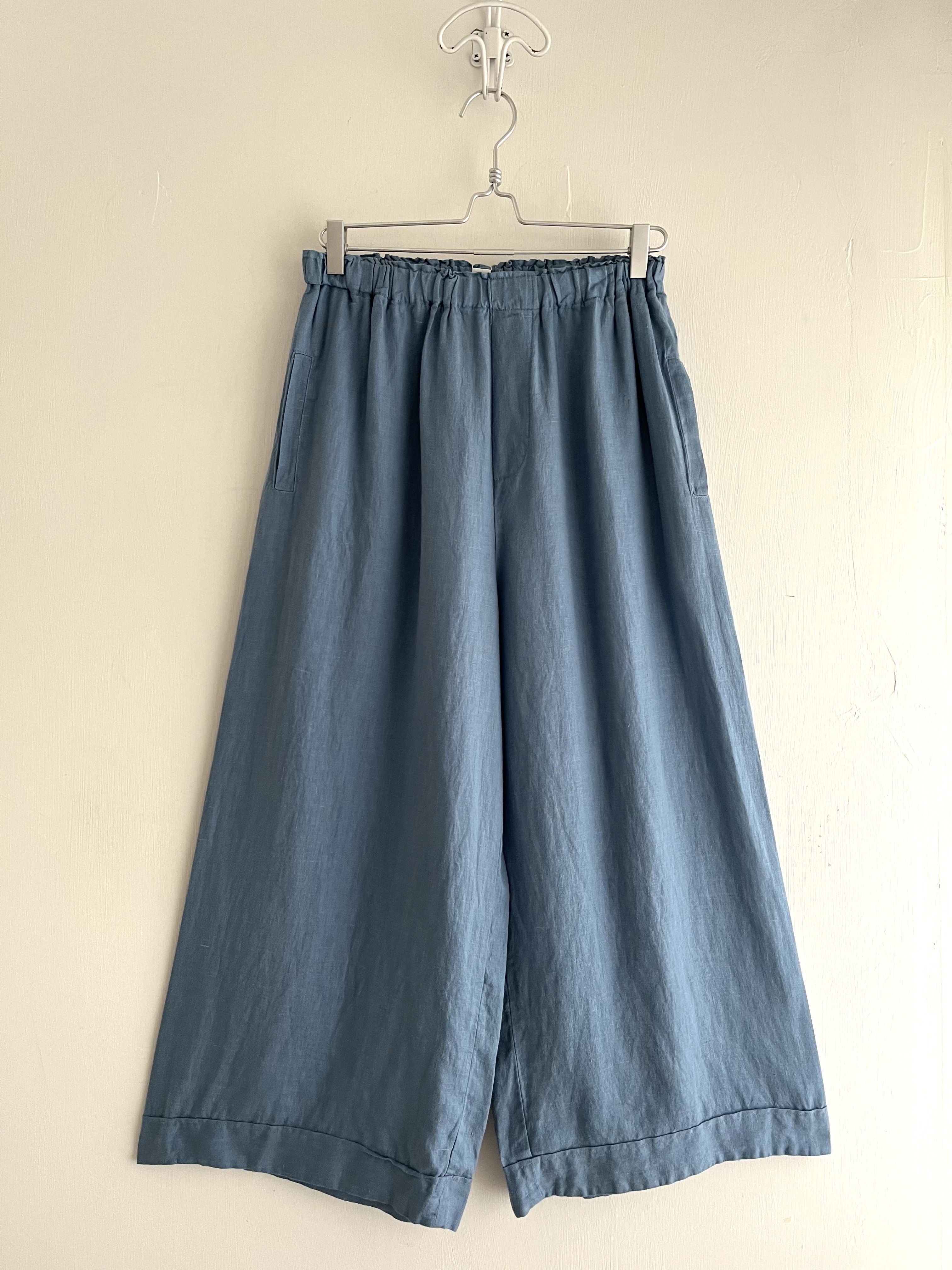 藍色麻質全橡筋闊褲