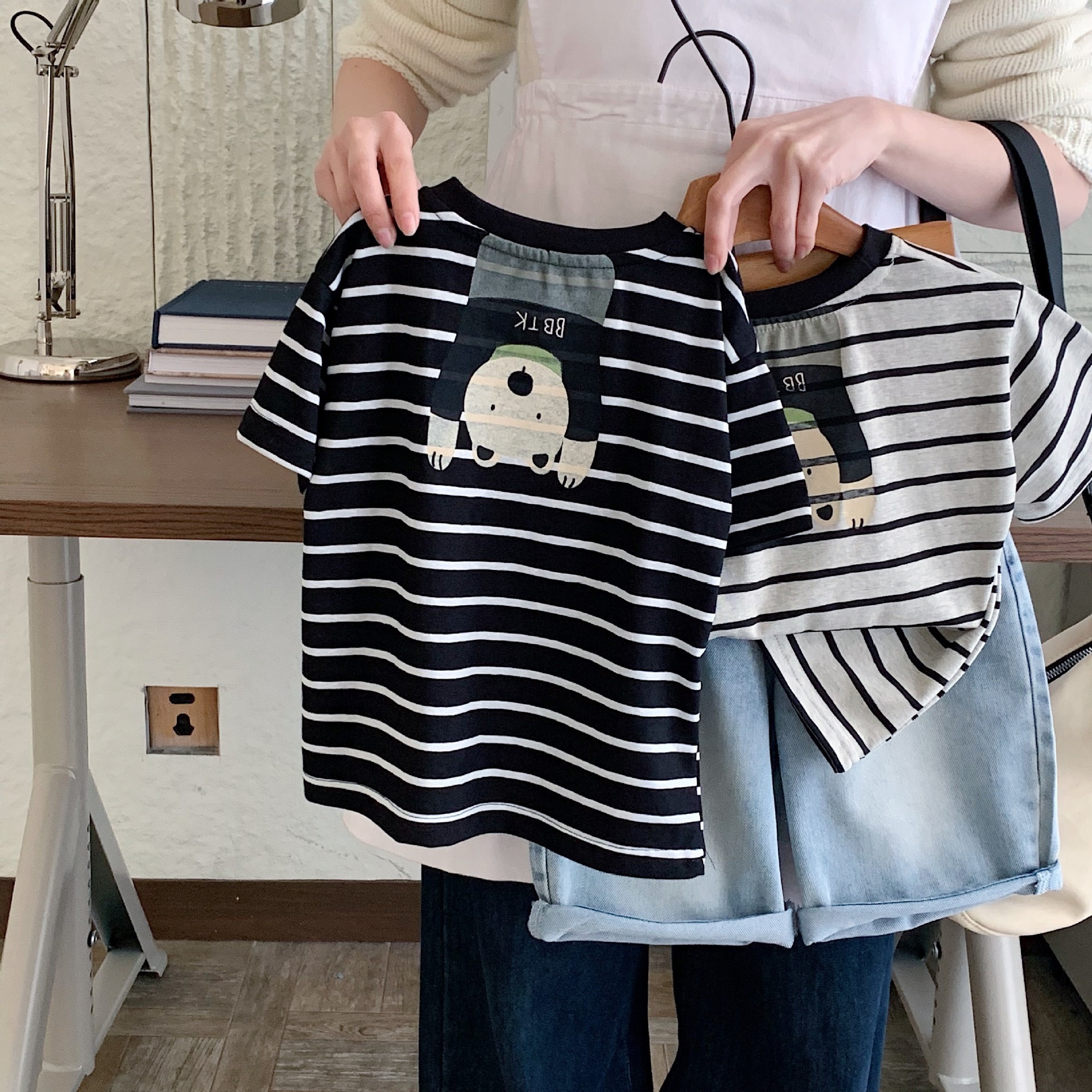 兩色狗狗條紋上衣