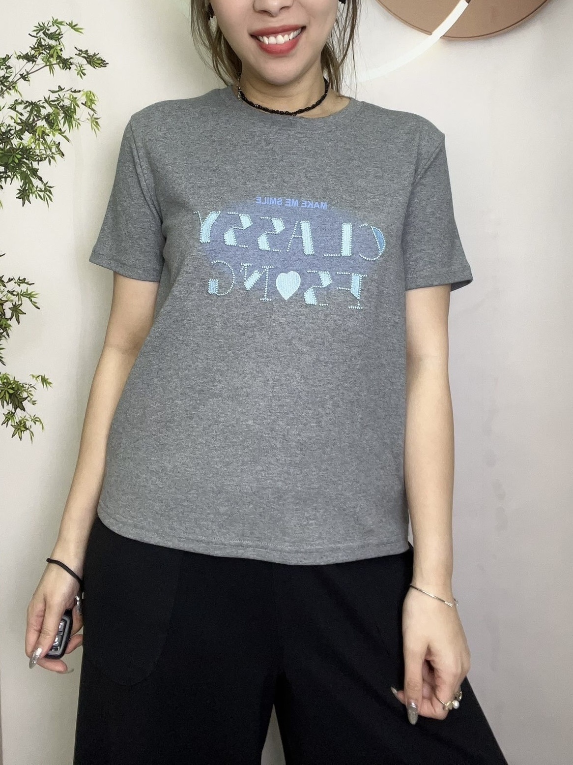 Mar 英文字圖案 top