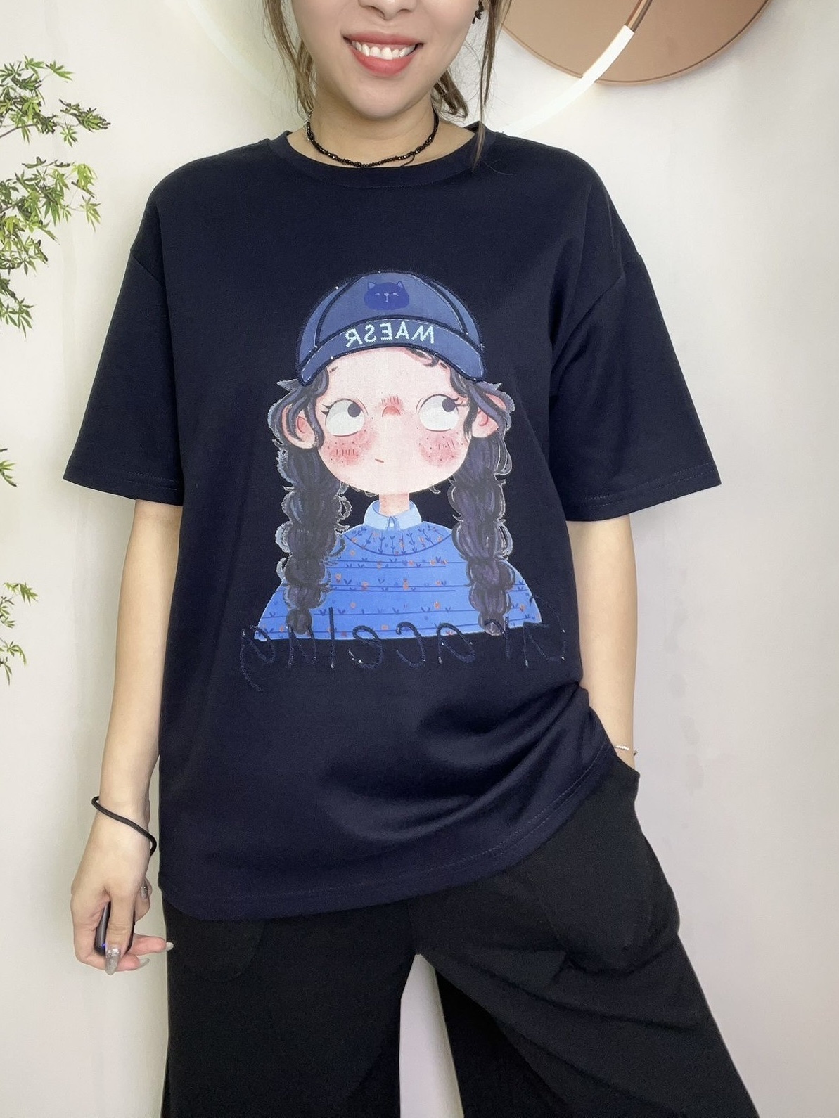 Mar 孖辮女仔圖案 top