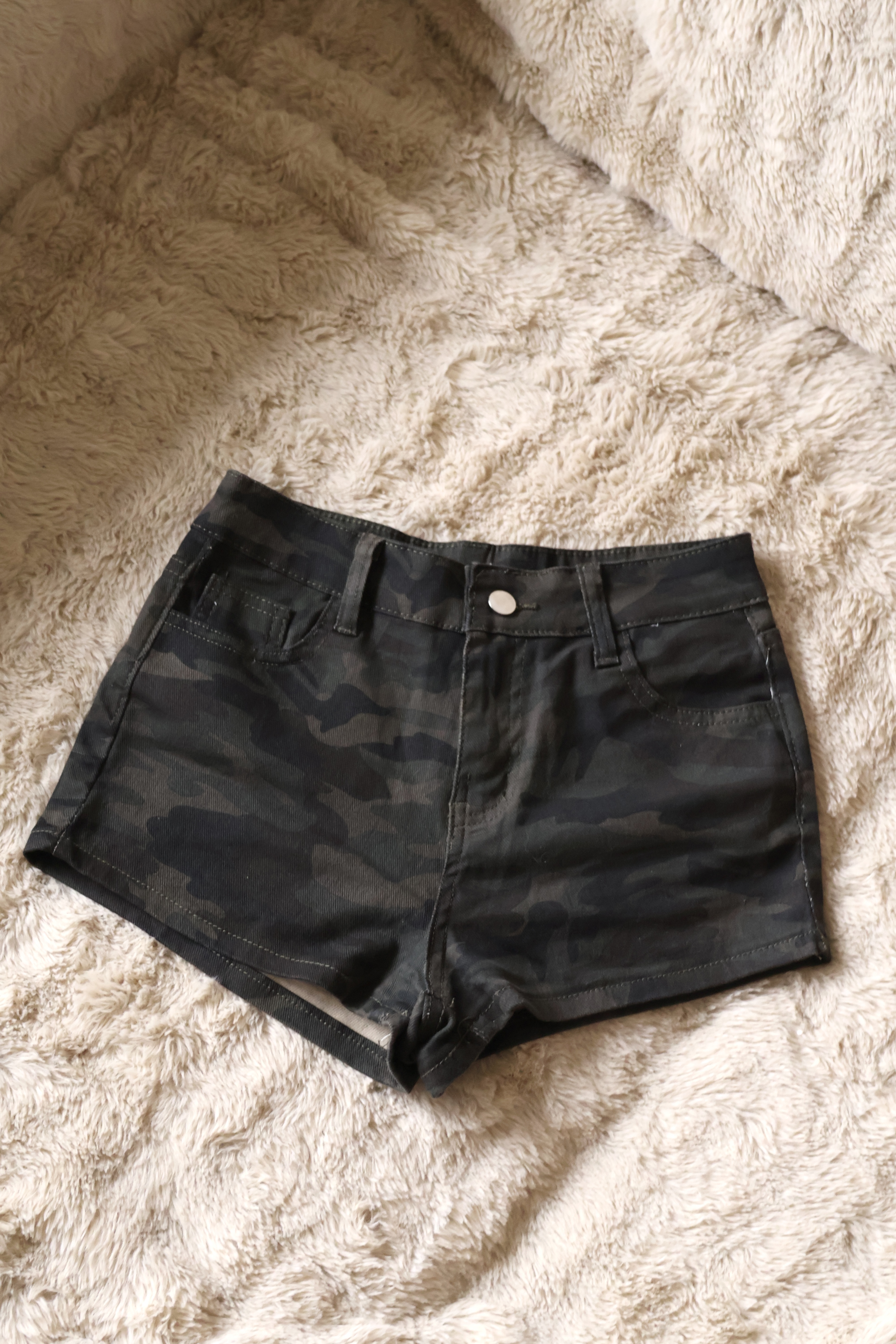 高腰迷彩短褲🍃