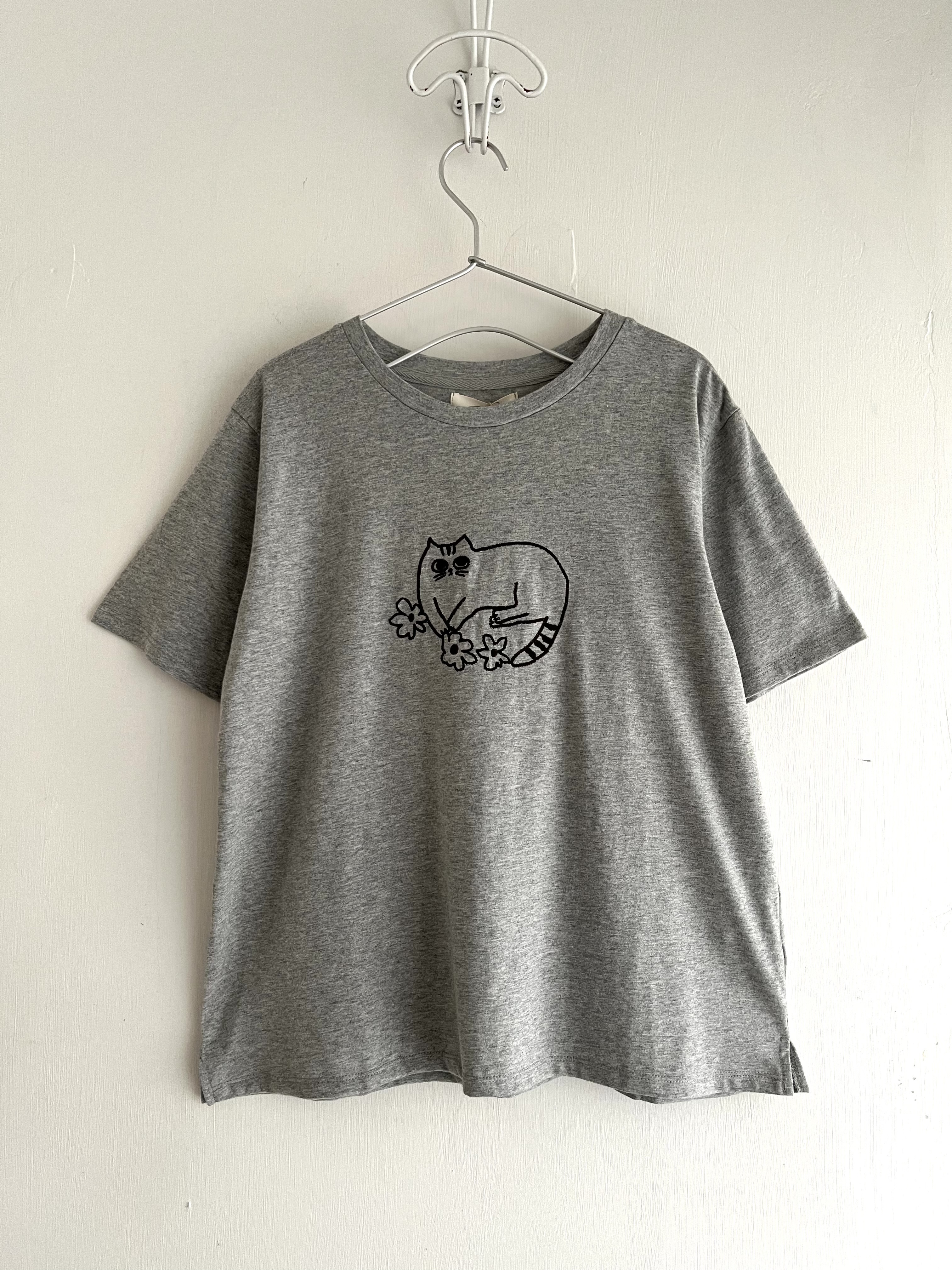 Cloud nine灰色刺繡貓貓🐱tee