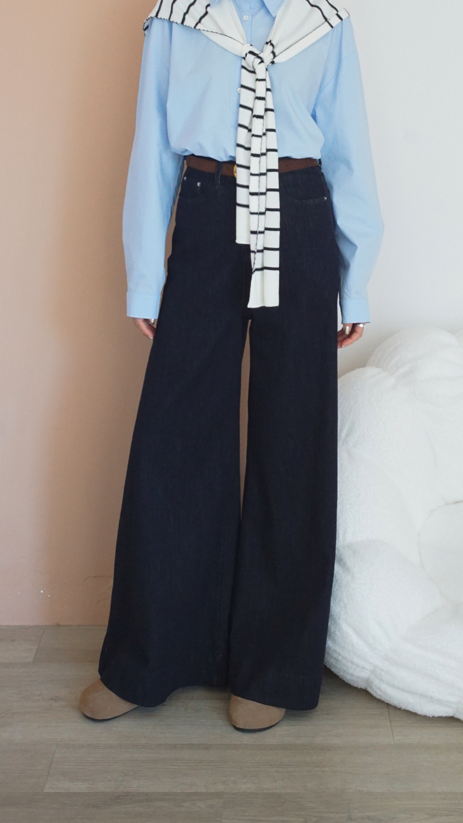 附皮帶直筒牛仔褲