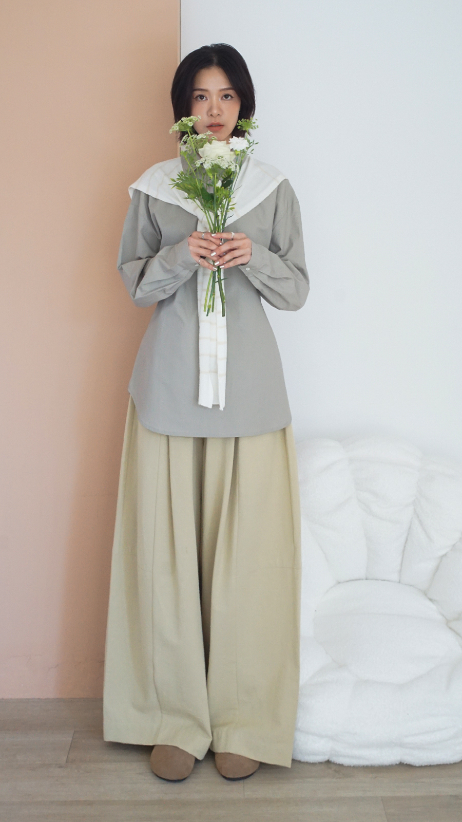 附條紋披肩襯衫