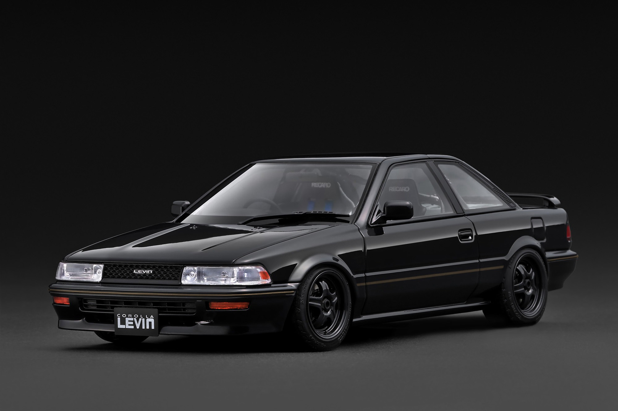 預訂(訂金$300) (預訂價$2214) :1/18 IG TOYOTA COROLLA LEVIN GT APEX (AE92) Black (IG3869)