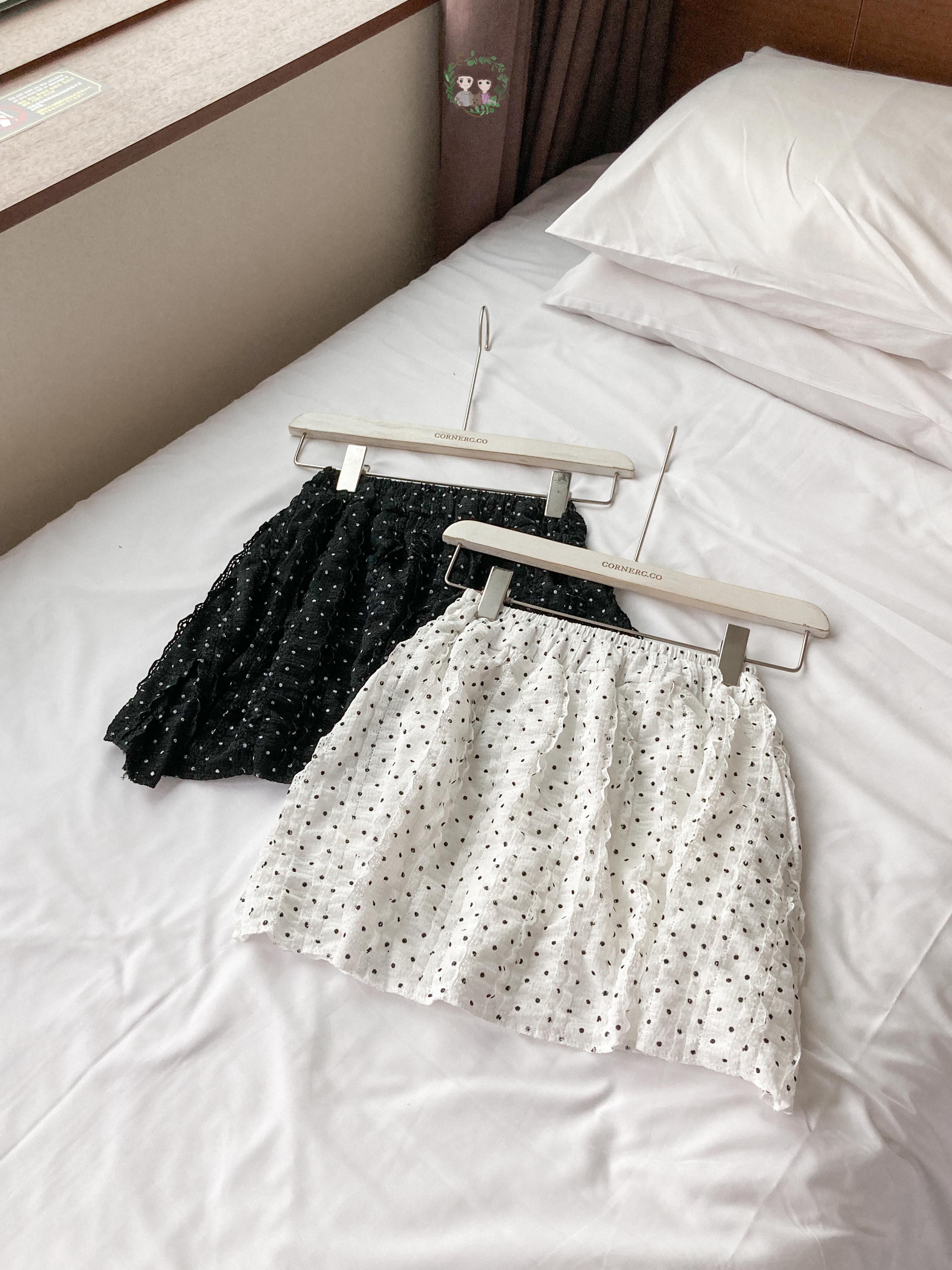 有打底皺皺Dot Dot短裙〈🇰🇷DAY 2〉