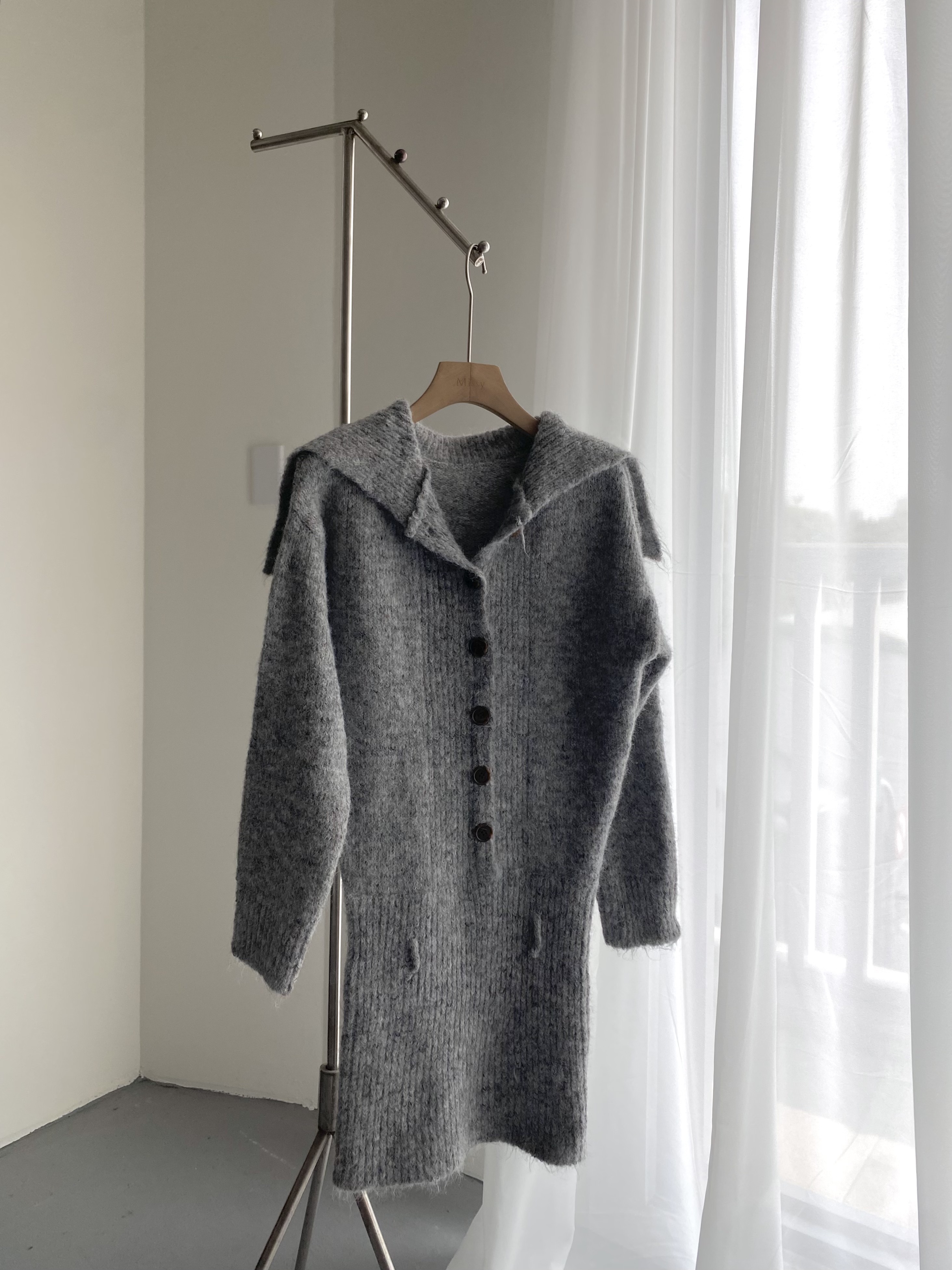 only one-混線翻領長版針織上衣