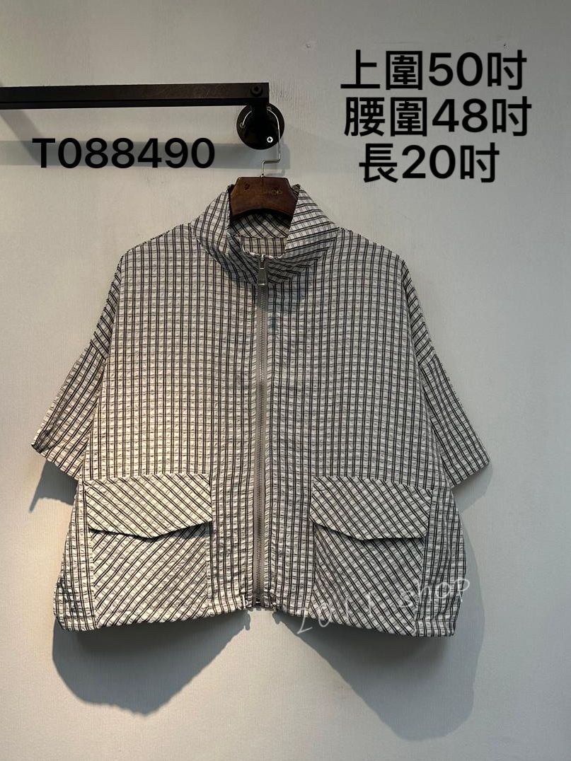 薄款可束格仔拉鍊TOP 上圍50吋  腰圍48吋 長20吋 T088490