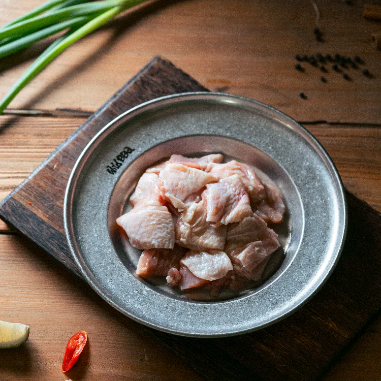 【塩味雞腿丁】