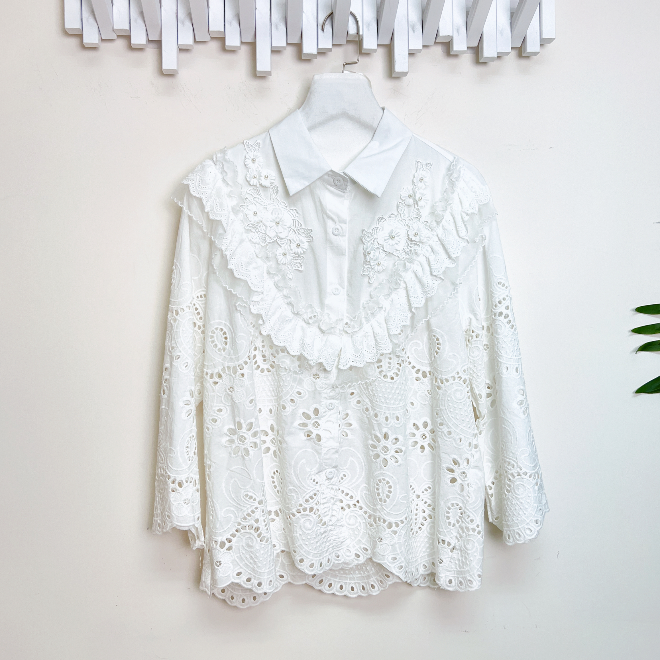 通花珍珠鏤空上衣(胸40 腰40 長24吋)26026 #3103clo