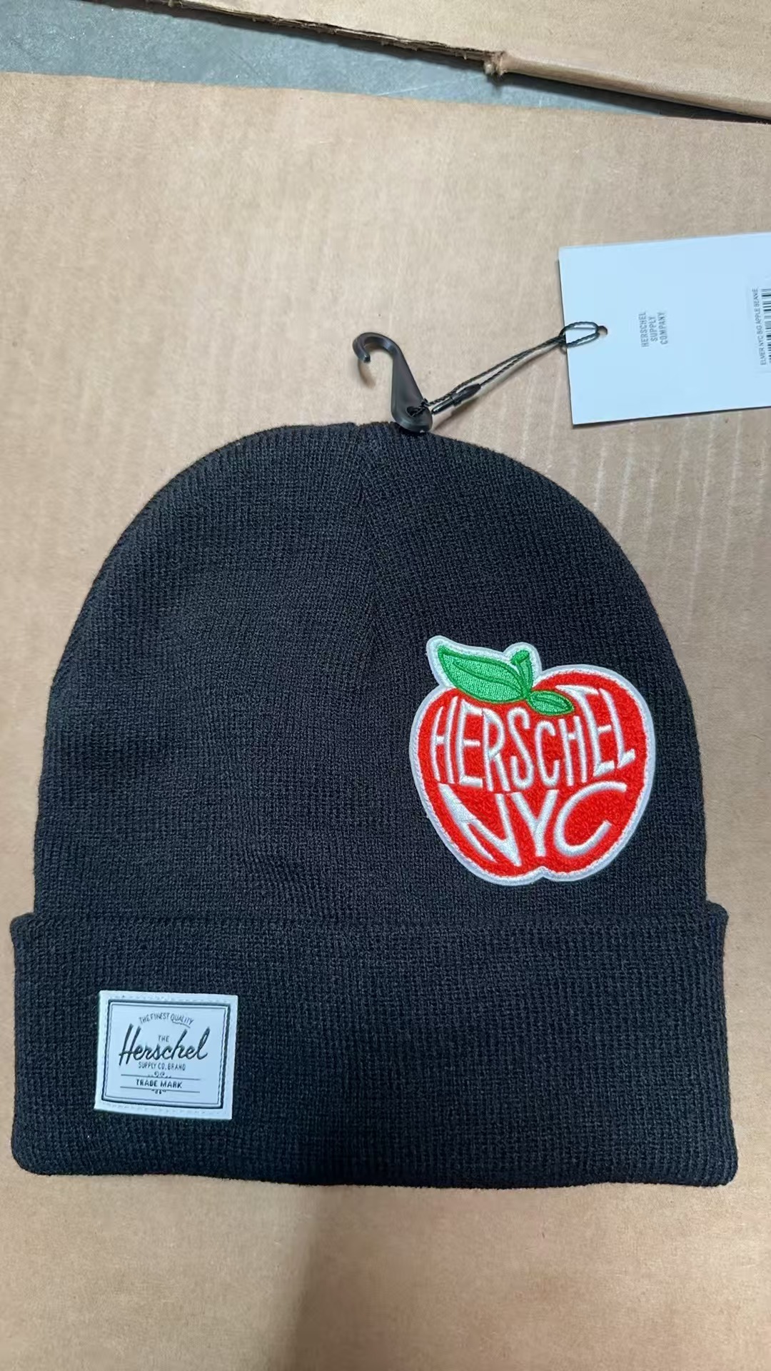 【直播】Herschel Supply Co. LX032055 刺繡冷帽