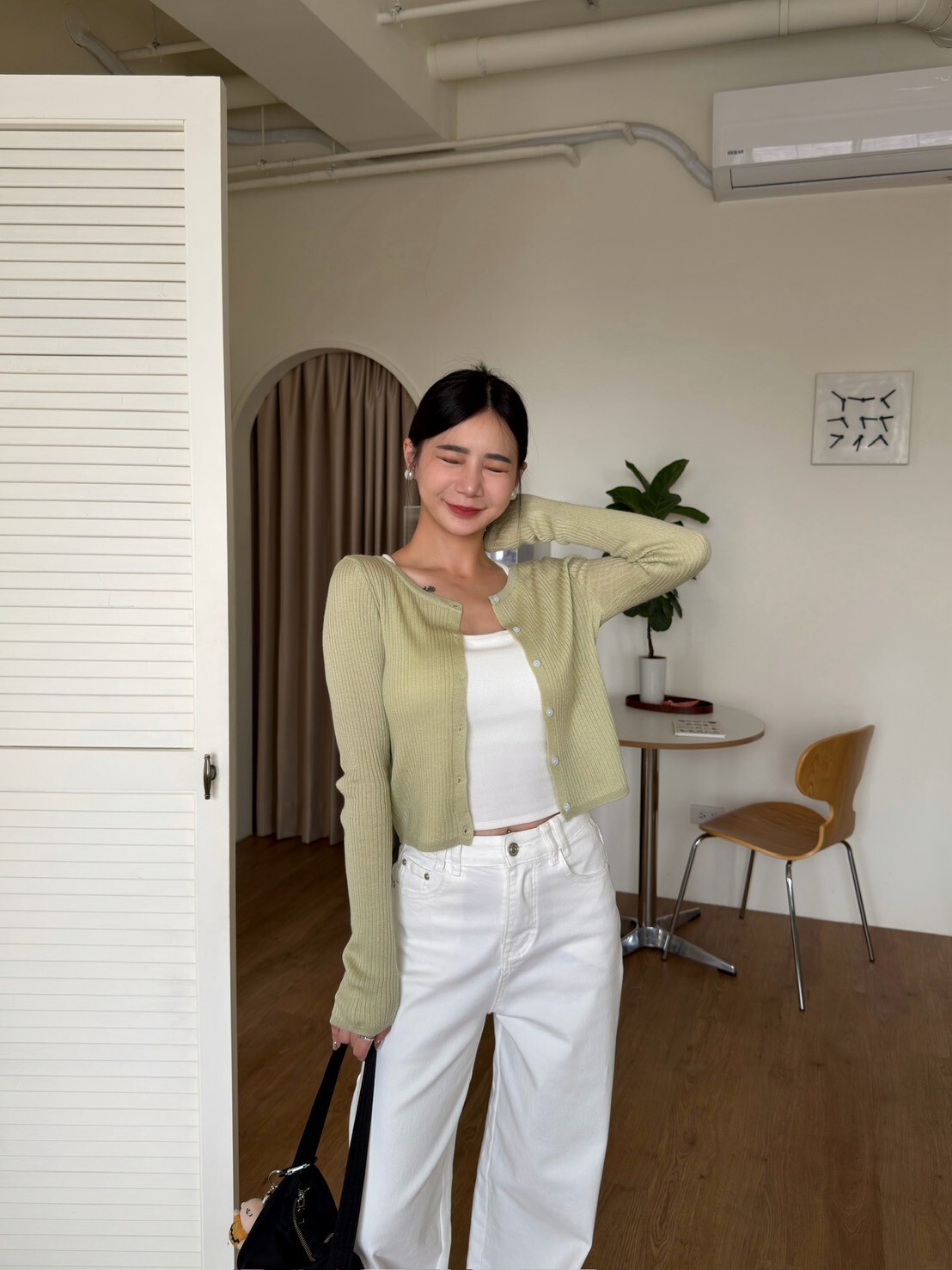 夏日柔軟針織小外套