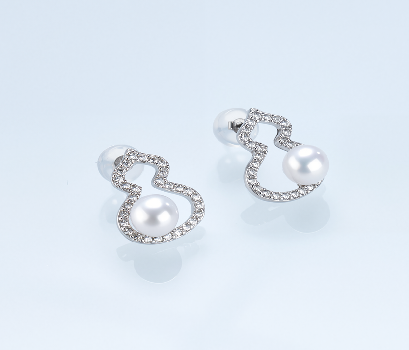 E52 "葫蘆珍珠耳環 （DSES007WZ-359）" $298