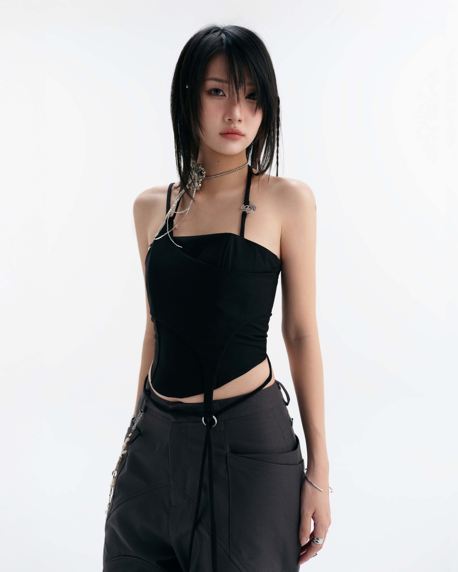 【預購】越南女裝品牌 BUNNYHILL LULLABY HALTER TOP 掛脖背心 (BLACK)