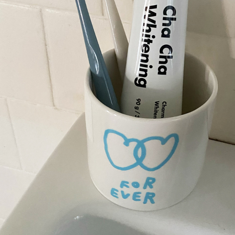 韓國 ooowl 日常塗鴉兩用牙刷杯 FOREVER 白