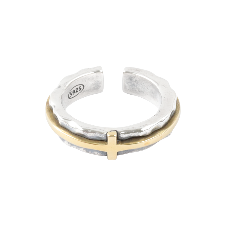 純銀戒指，男士戒指 細緻窄版鎚紋十字；銀白與暖金的雙金屬對比（4235窄）