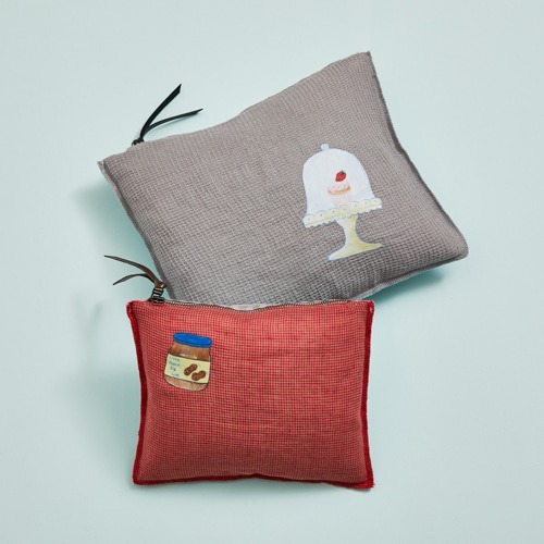 Louisdog 小花生鵝絨枕