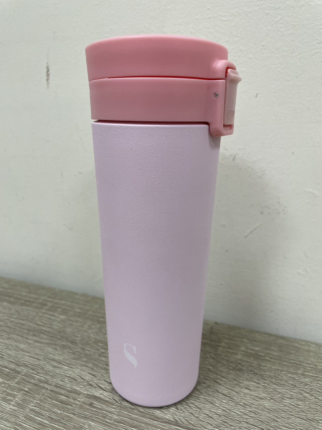 【福利瑕疵品售出，概不退換】輕扣杯系列-390ml 櫻花粉