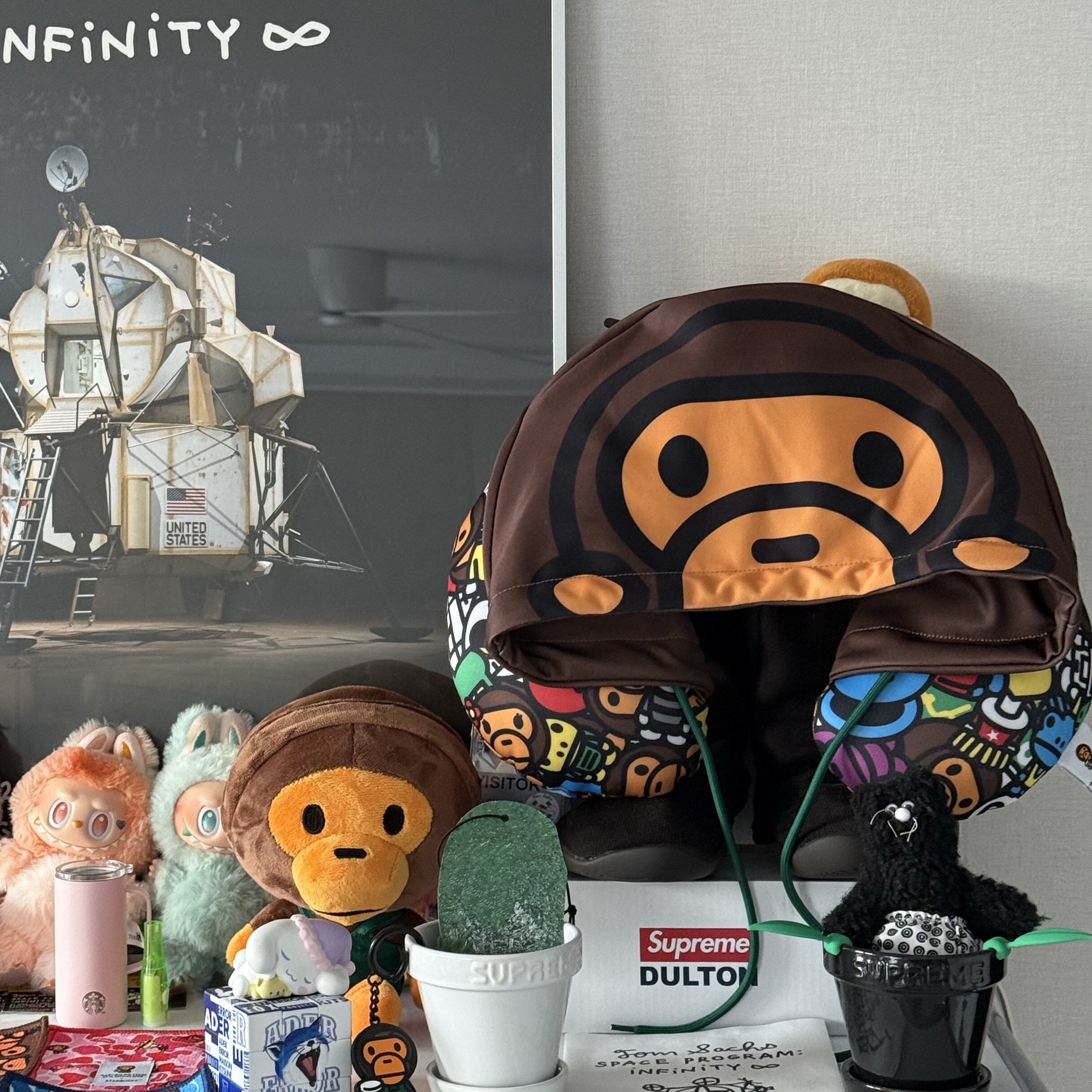 <韓國Starbucks x BAPE> BABY MILO 頸枕
