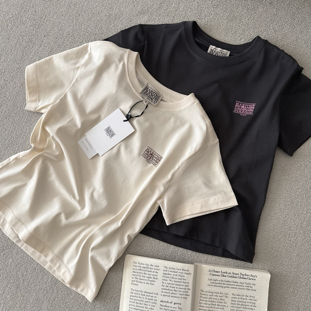 （現貨）韓牌 MARITHE 左胸logo 女版 短T 2026年款新款 MFG46UTS128