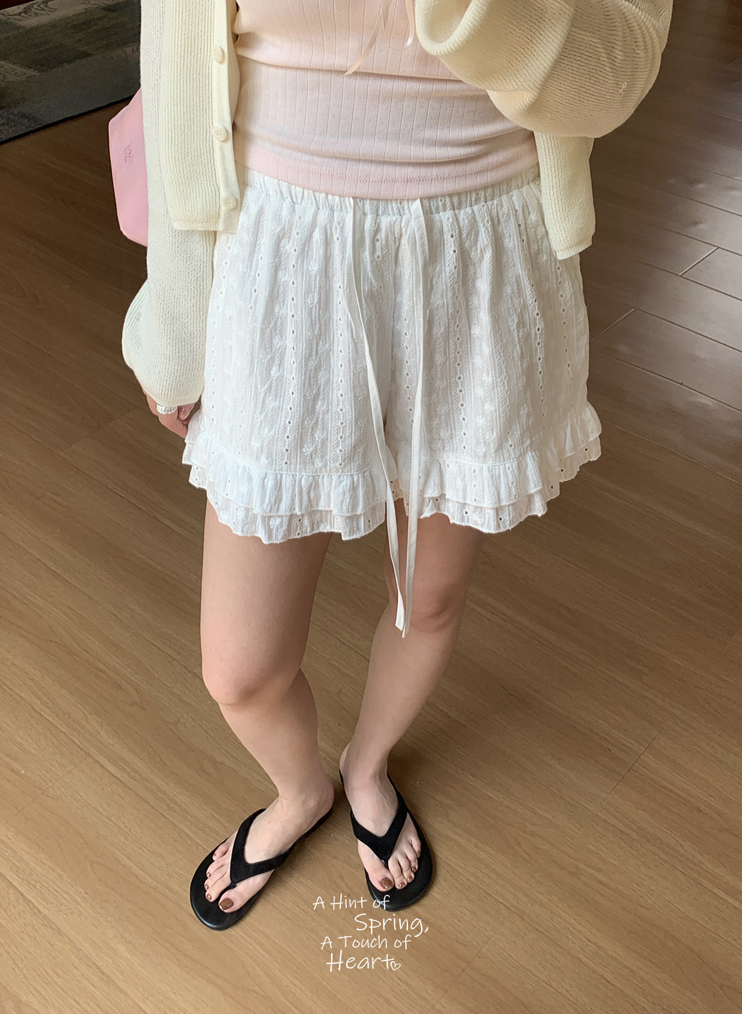 (G06)可愛蕾絲花花短褲-1色