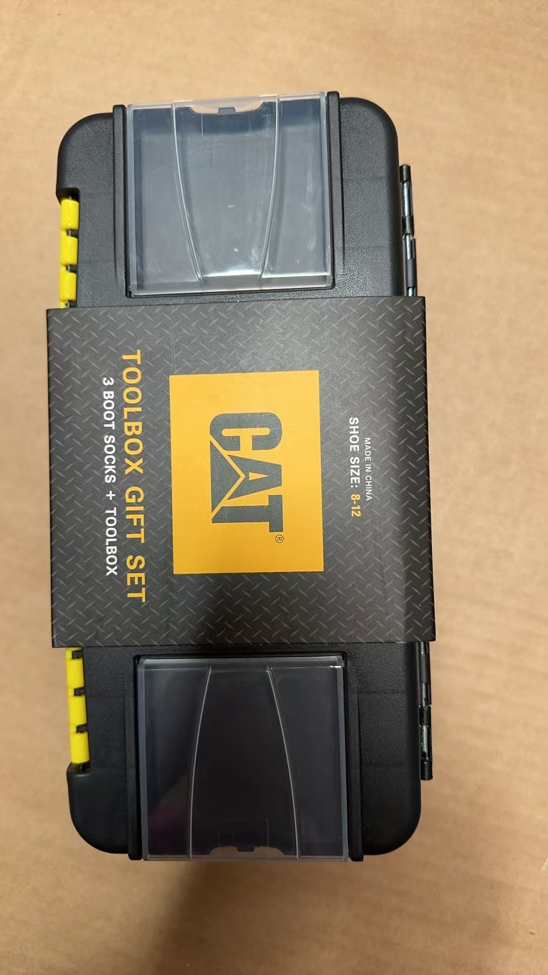 【直播】Caterpillar LX032084 工具箱襪子禮盒