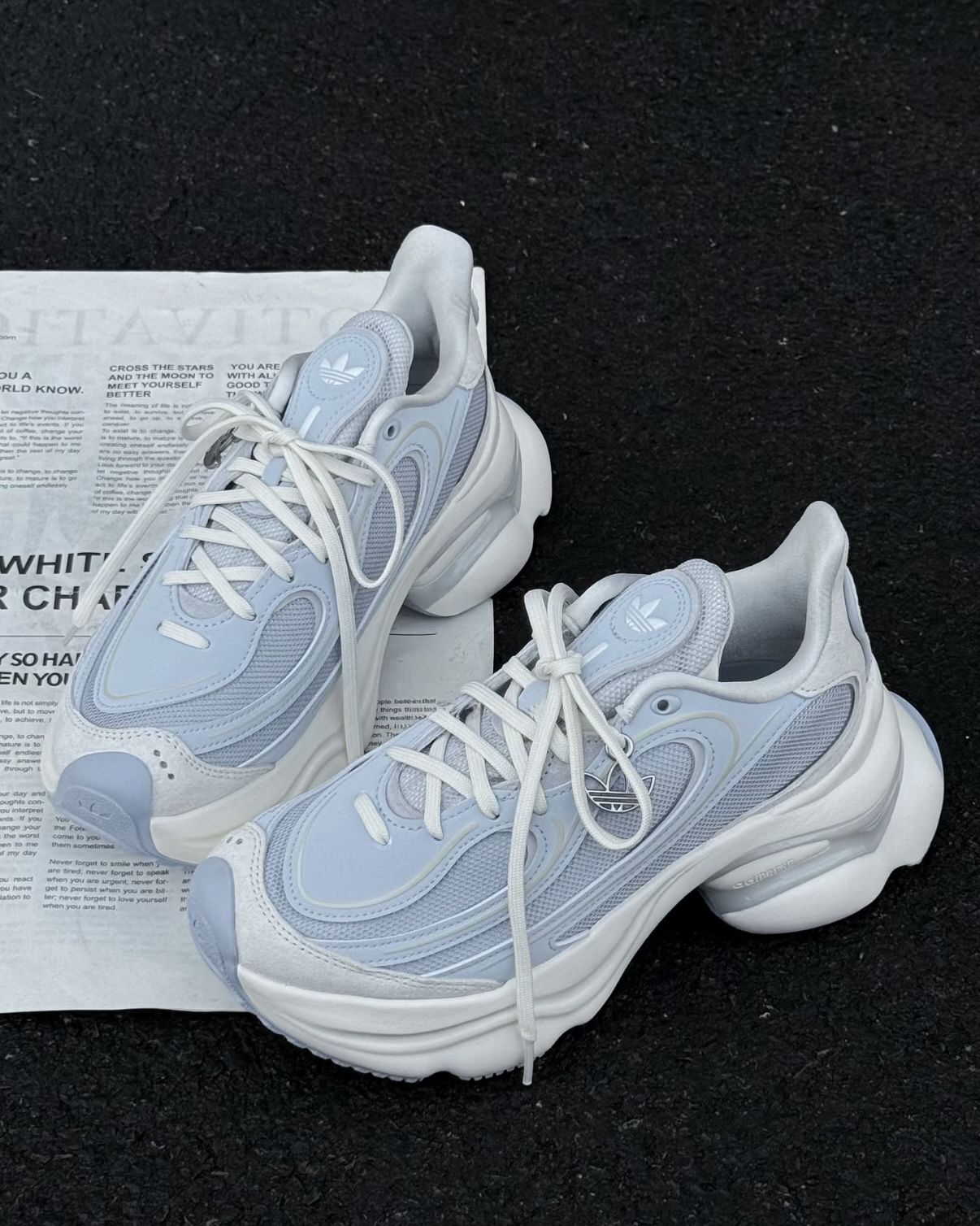 Adidas Originals Ozvenuz 淺藍白色 浮蝶鞋 厚底 慢跑鞋 老爹鞋 女鞋