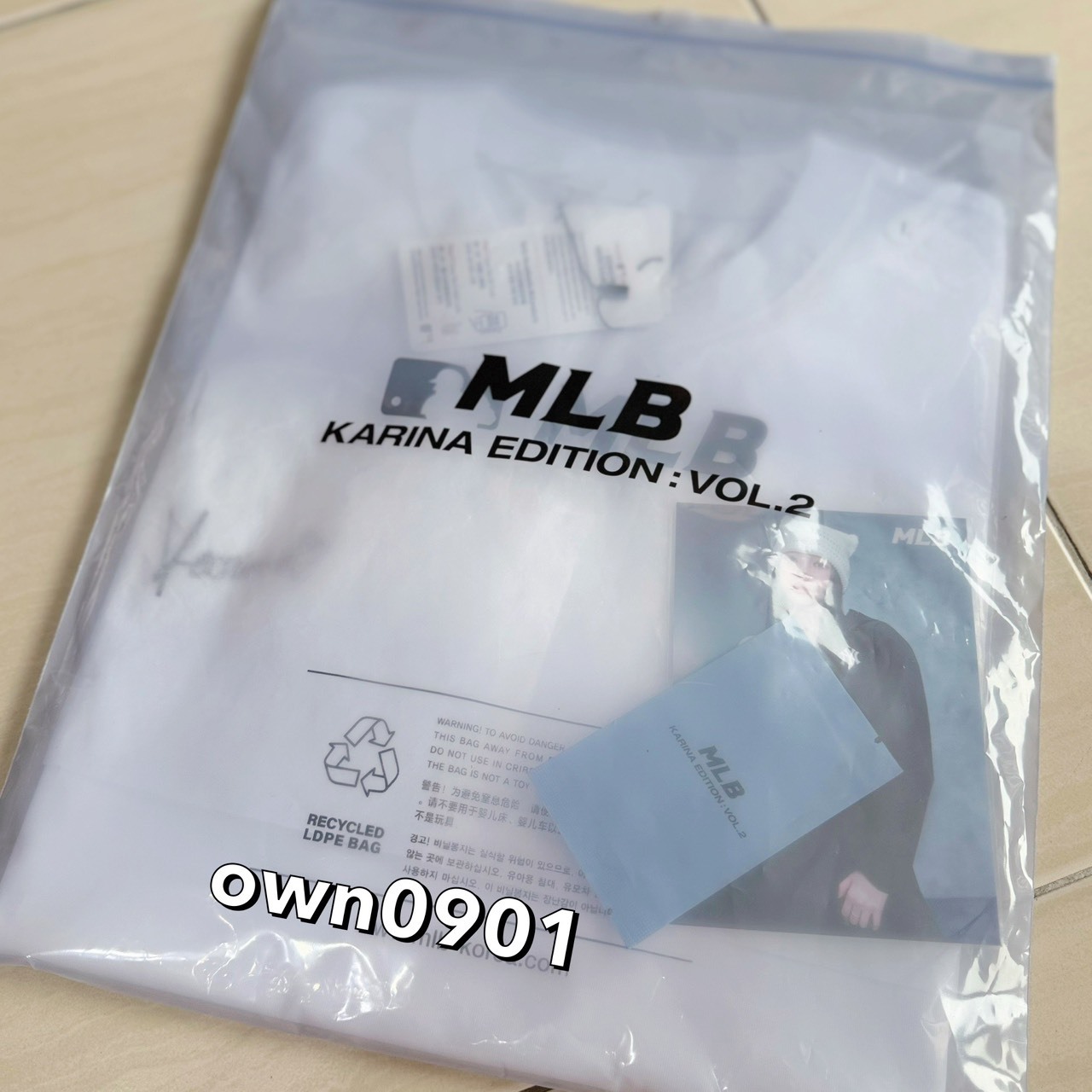 【OWN】MLB Korea 第二波 Karina 卡寶 短袖 上衣 簽名TEE 限量 海外限定 黑色 白色