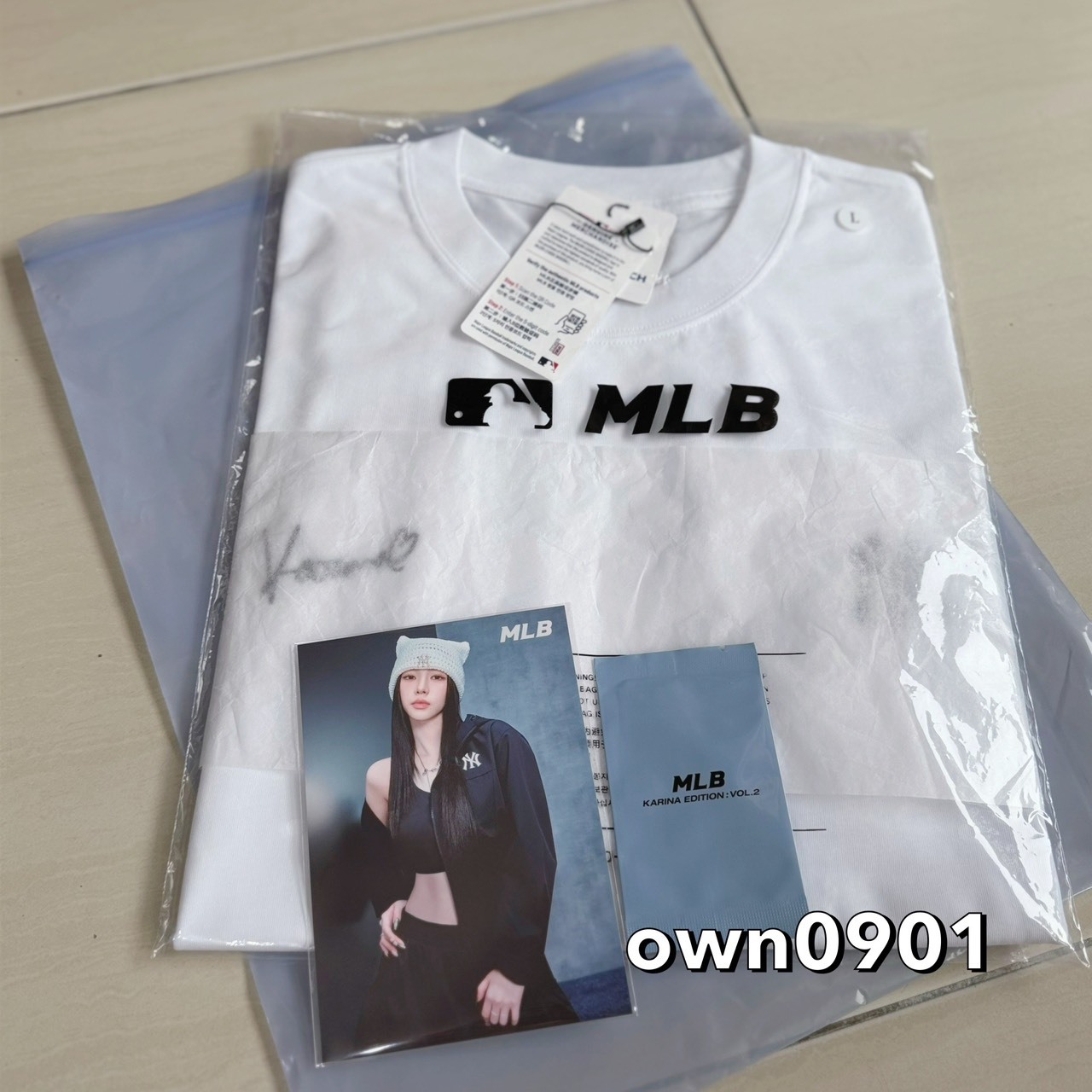 【OWN】MLB Korea 第二波 Karina 卡寶 短袖 上衣 簽名TEE 限量 海外限定 黑色 白色