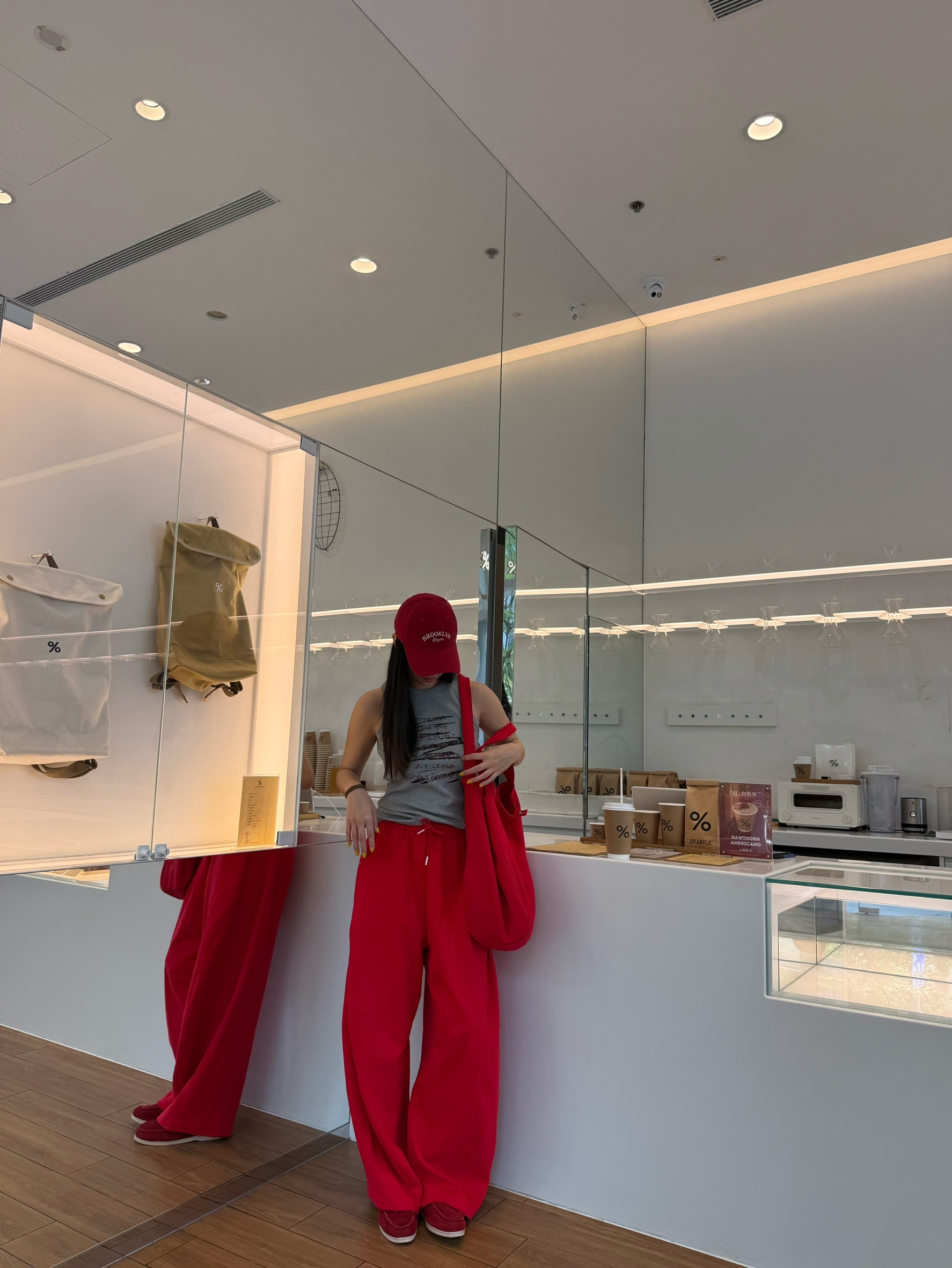 紅色休閒彎刀棉褲