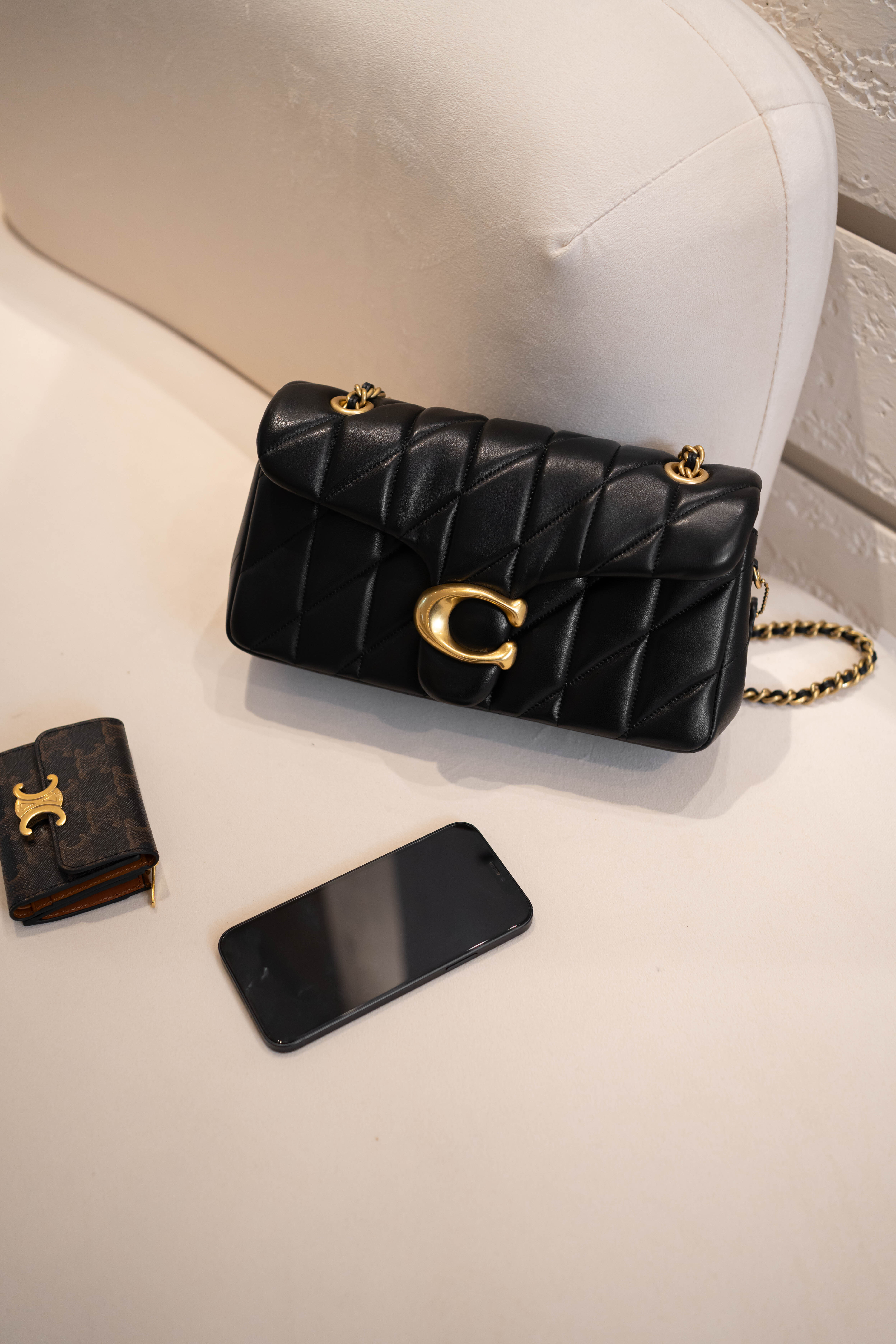 Coach Tabby 26 絎縫單肩手袋 黑色