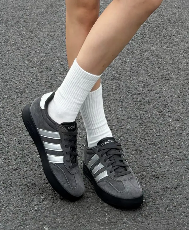 ADIDAS BARREDA 煙灰 銀色 銀灰 德訓鞋 (熱賣中!)