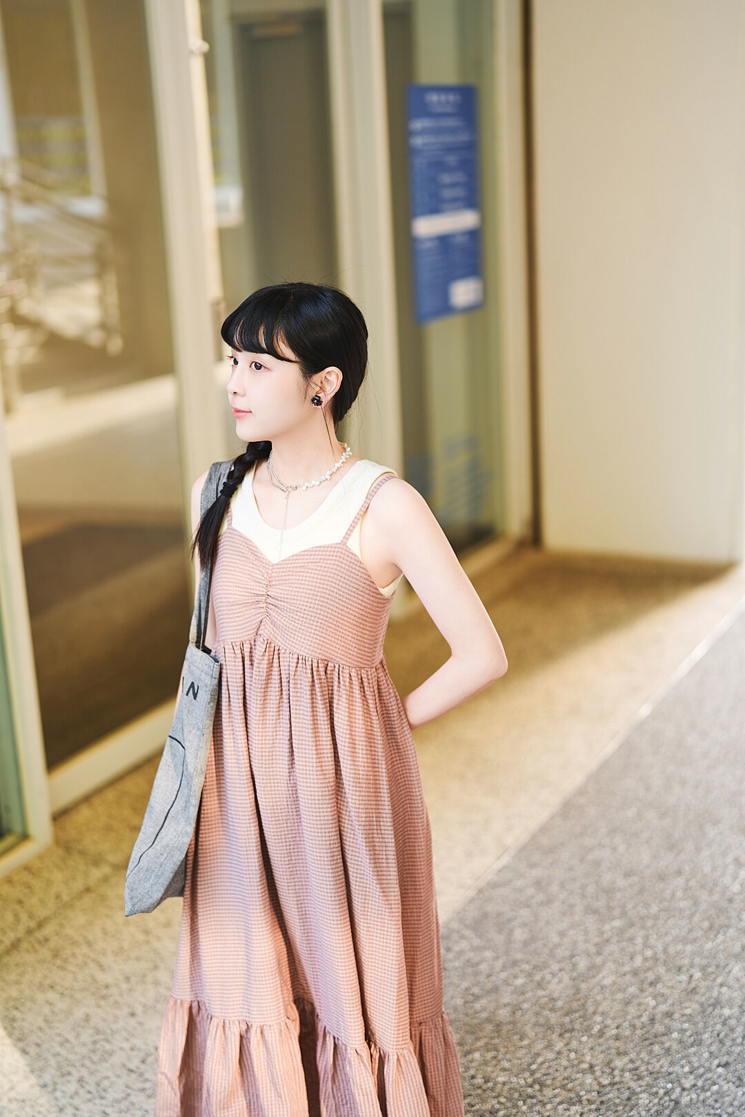 (預購)停在夏至前夕！小格紋細肩吊帶裙(兩色-莫蘭迪粉)