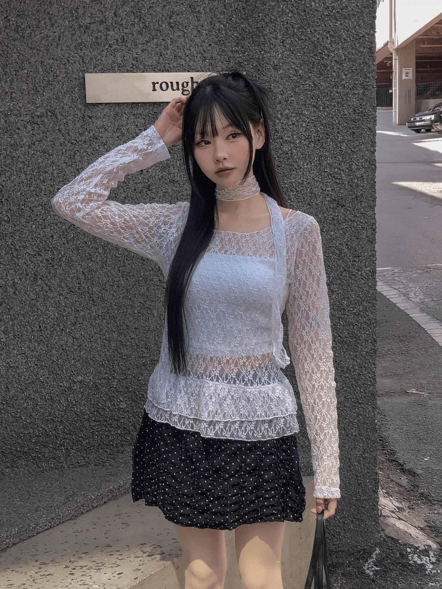 單穿疊穿都OK～蕾絲衣尾Ruffle連頸帶上衣〈🇰🇷DAY 2〉