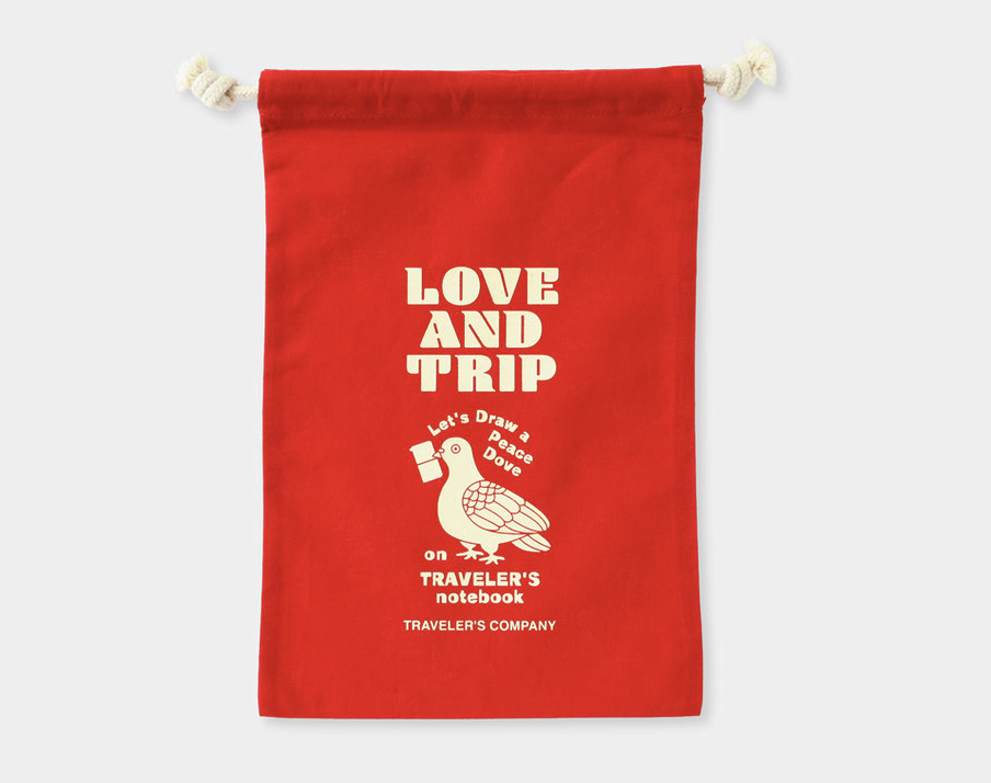 Traveler’s Notebook｜TN 限定 LOVE AND TRIP 束口袋