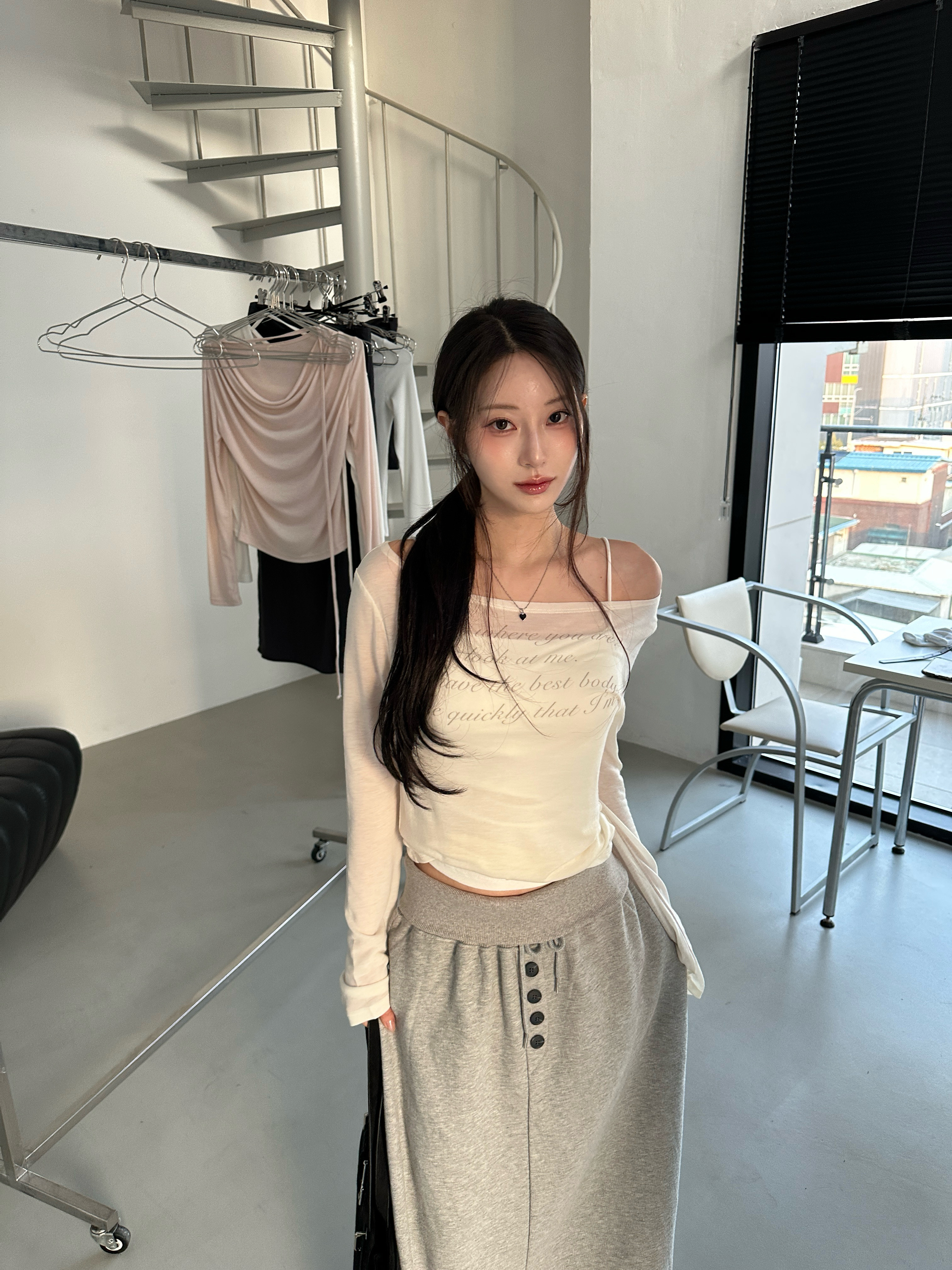 N21 反摺釦造型棉長裙 (灰)