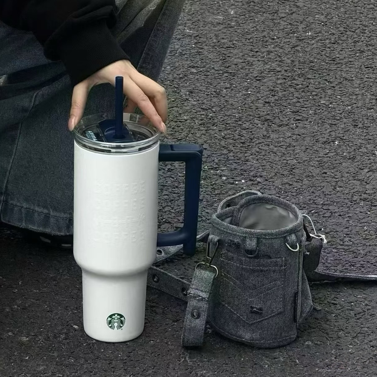 （預購）STARBUCKS 丹寧星咖系列  不鏽鋼雙飲口杯&丹寧杯套