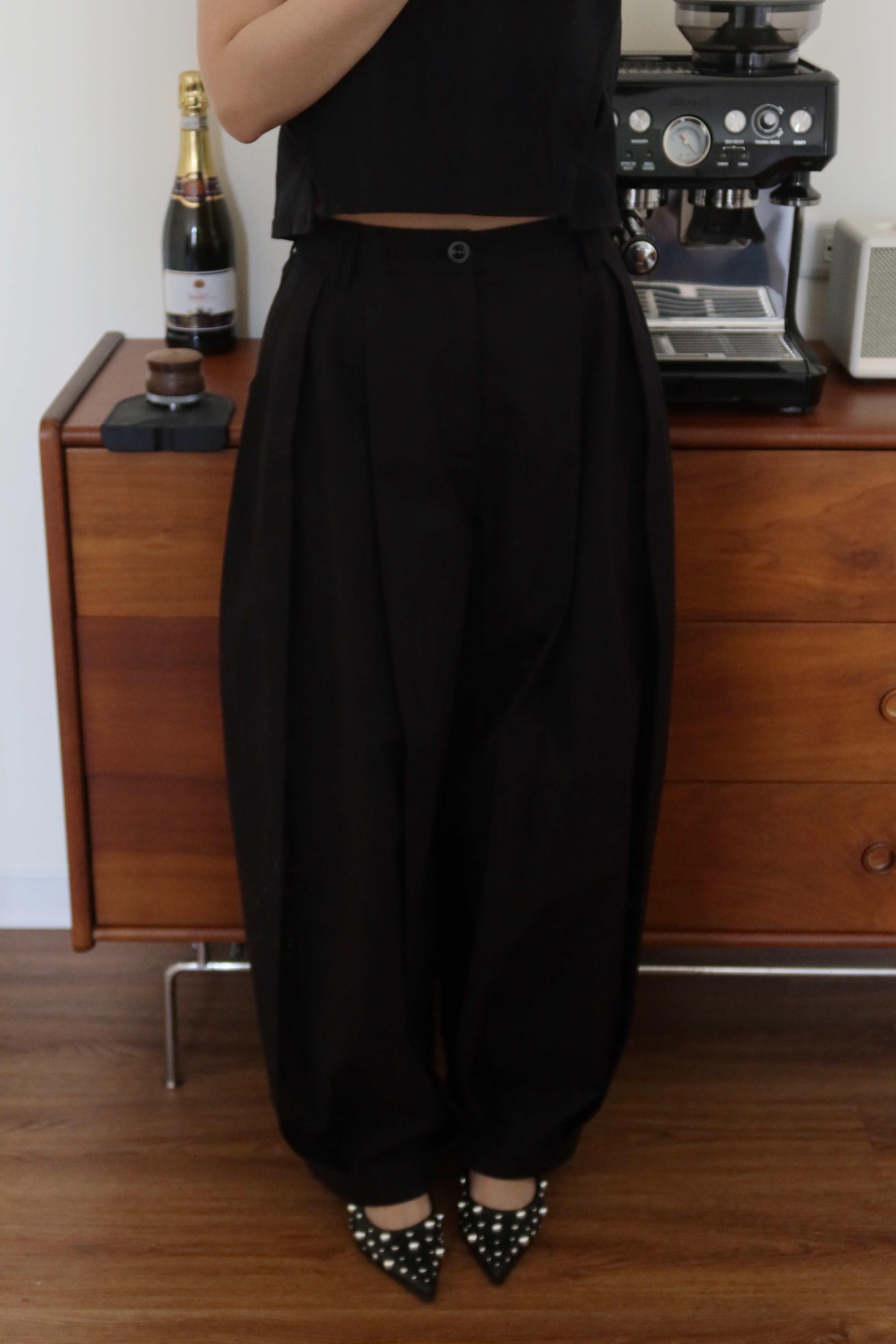 (預購-版型偏大) M02 不炸梨系列 - 特殊設計親膚西裝涼褲 3 Colors