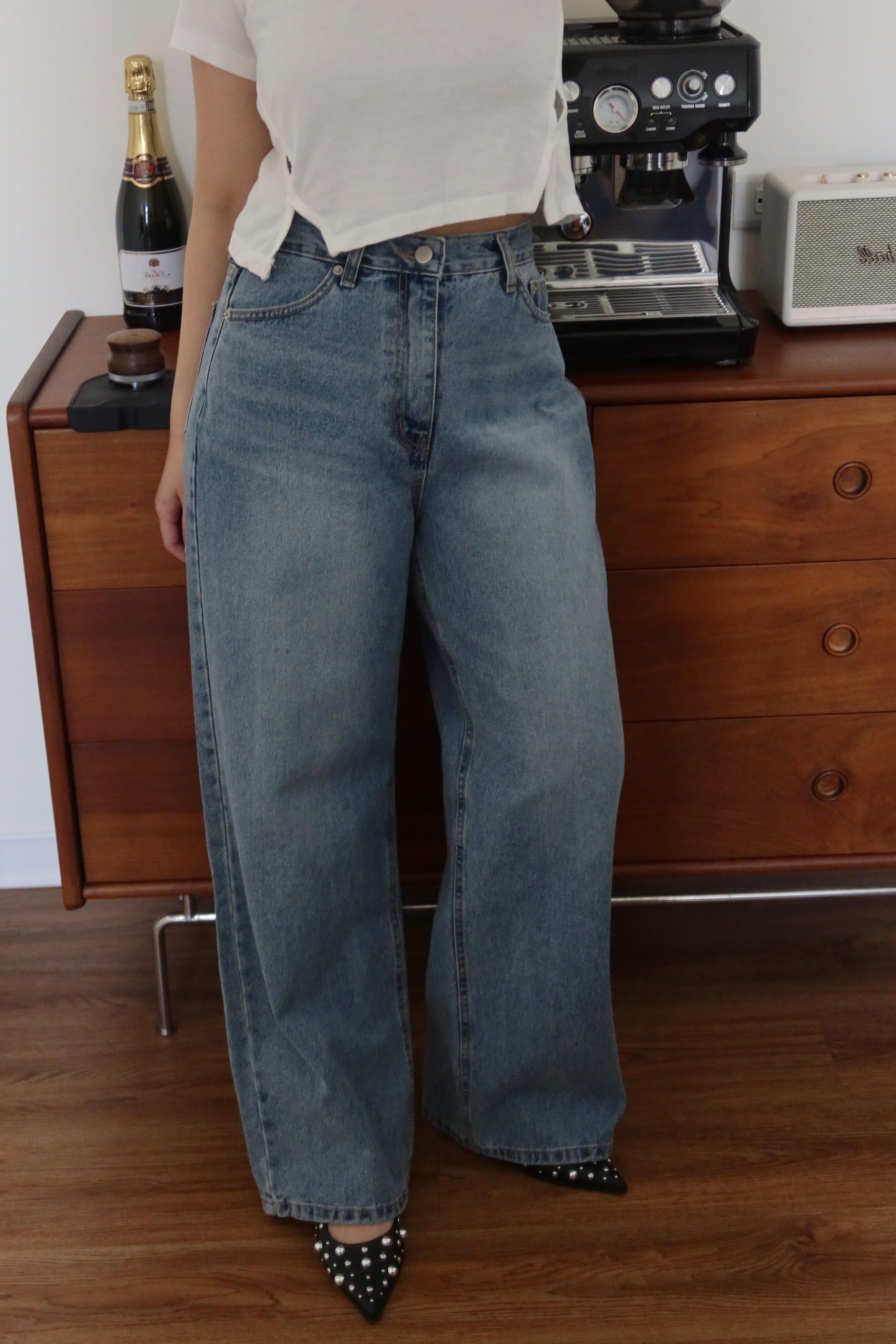 (預購) M01 不炸梨系列 - 特殊剪接線細節繭形牛仔褲 1 Color