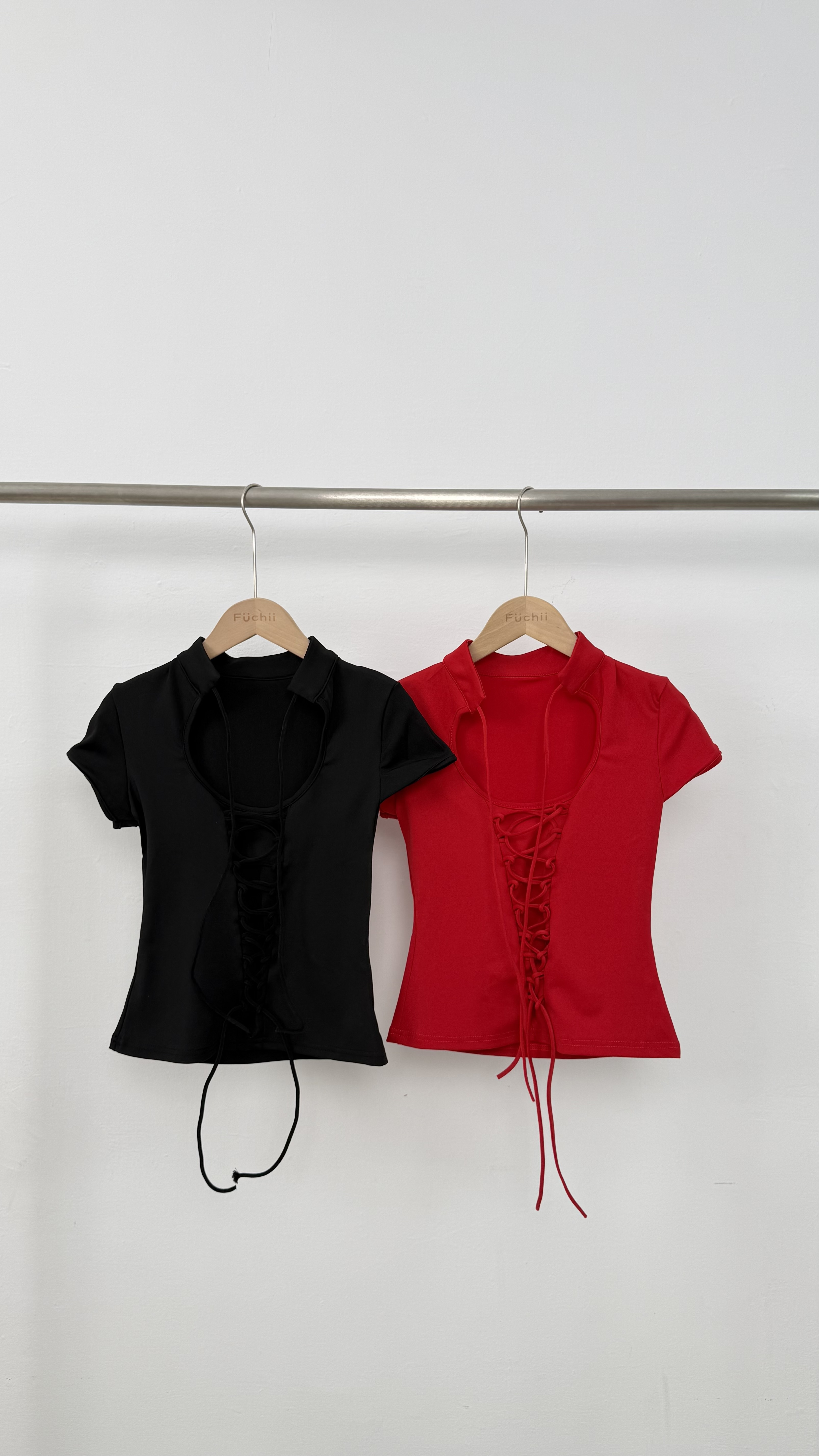 B52《Jennie同款》性感綁帶短袖上衣