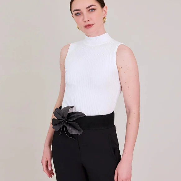 1AF0323-052 [ANNE FONTAINE] Solo Top White #H21F073119 (EU)