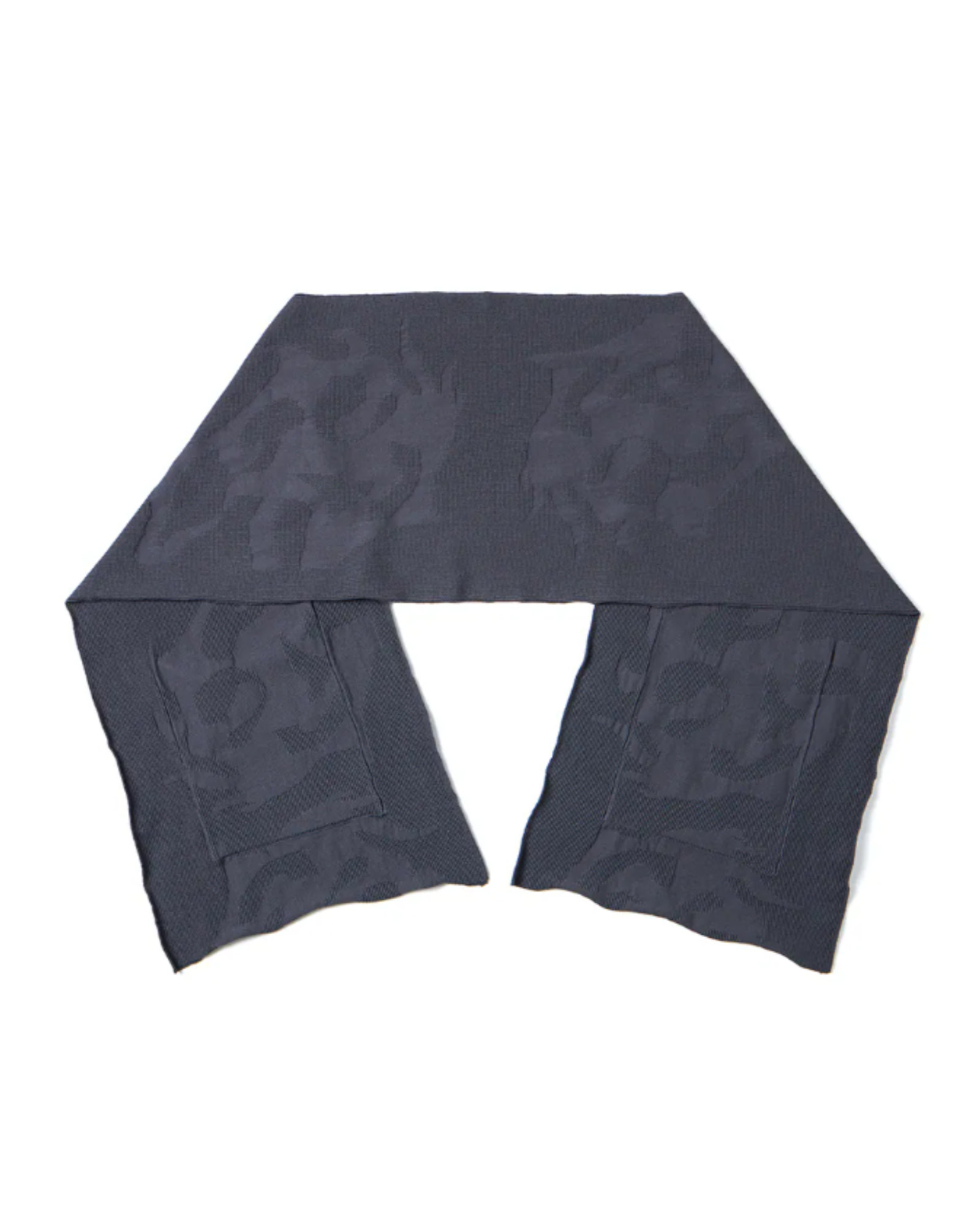 NOZZLE QUIZ  Misty Scarf (灰藍)