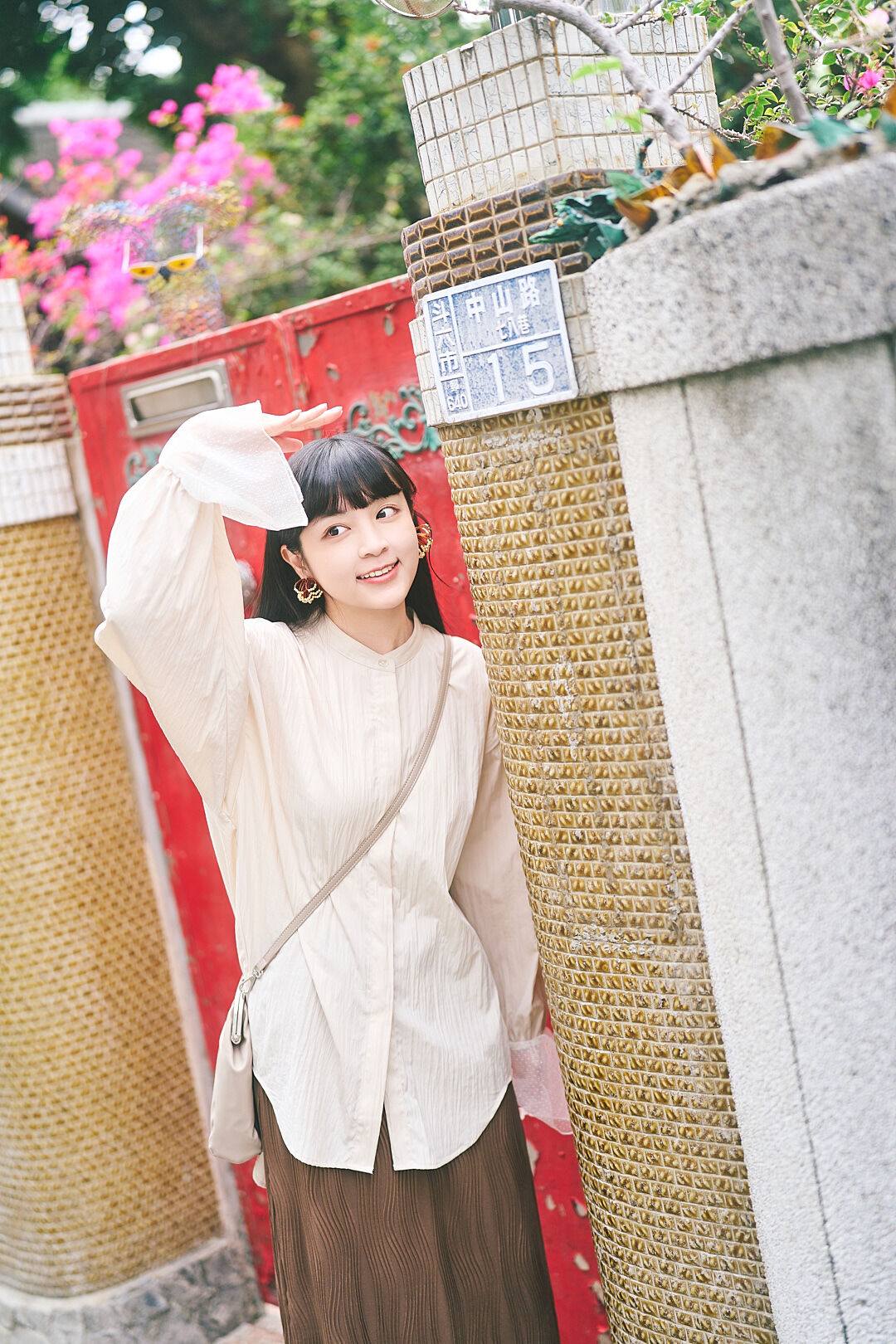 (限量)視線抵達之處！圓點網紗袖襯衫(兩色-象牙)