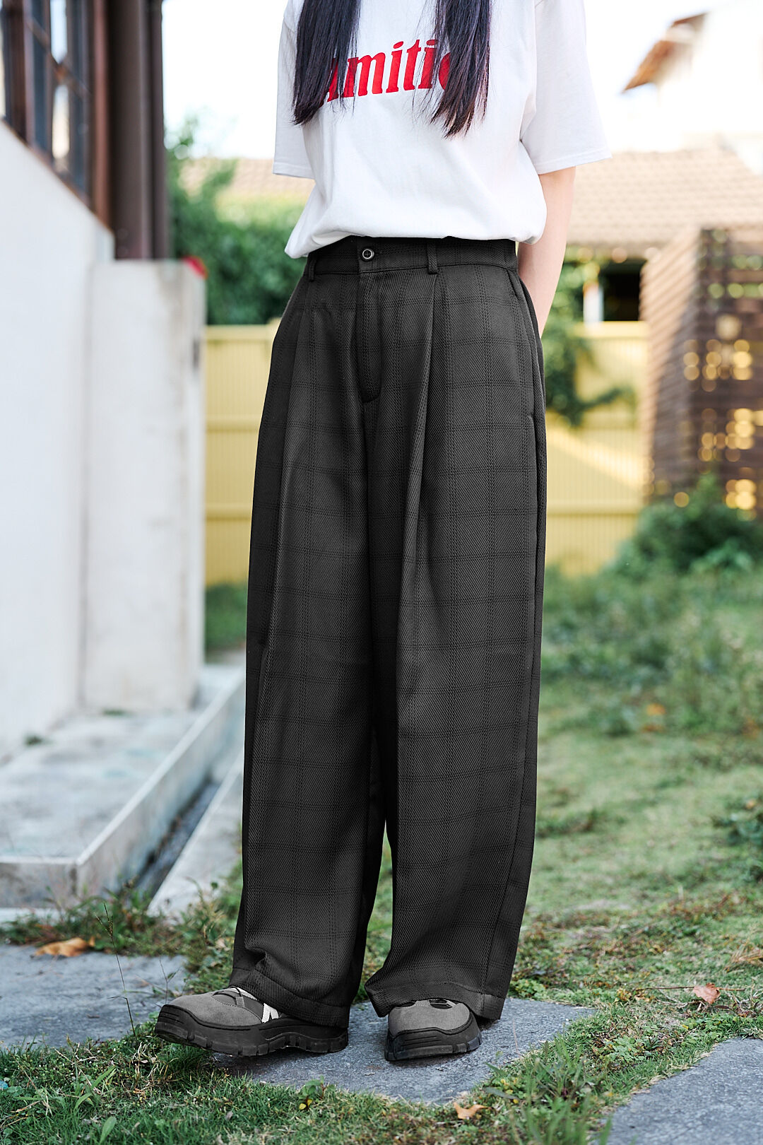 定格的美好日！格紋俐落寬褲(兩色-灰黑)