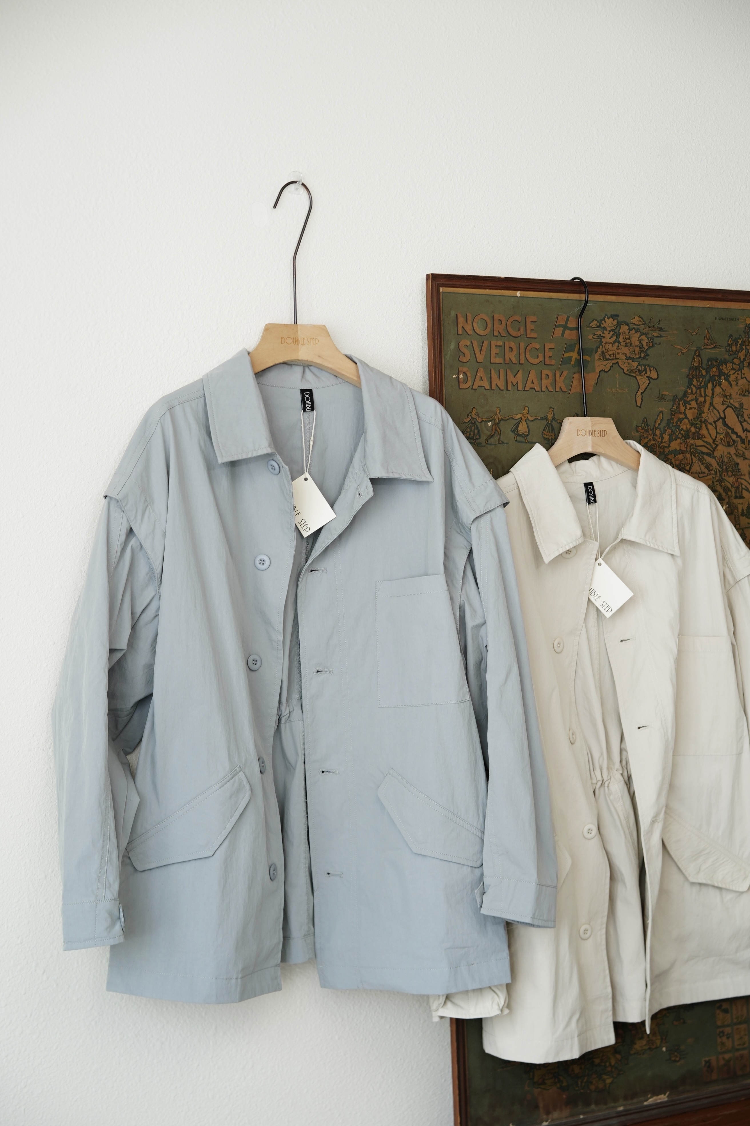 高密棉混紡～拆袖反領鈕扣風衣 - JK61960